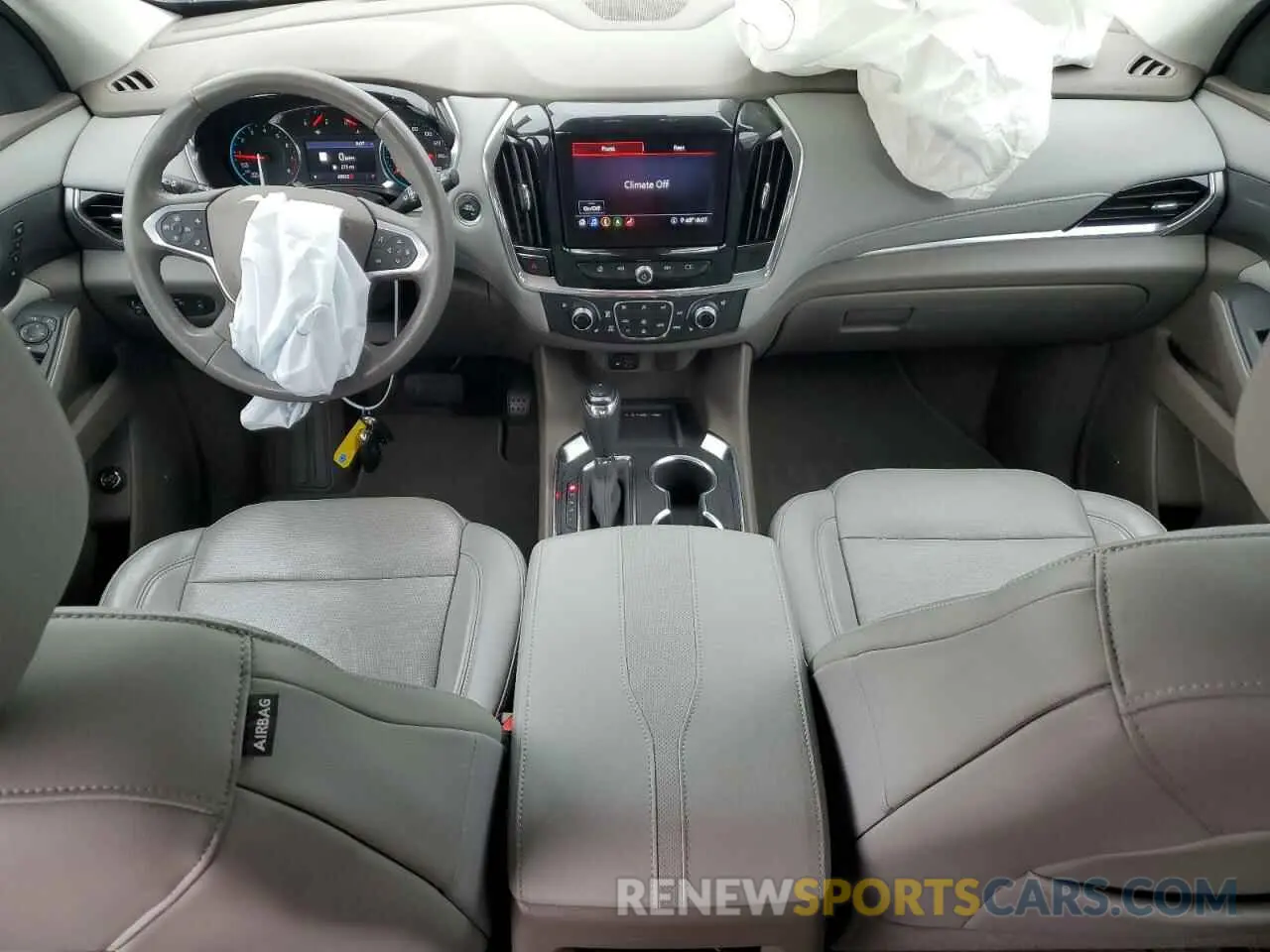 8 Photograph of a damaged car 1GNERKKW1LJ302248 CHEVROLET TRAVERSE 2020