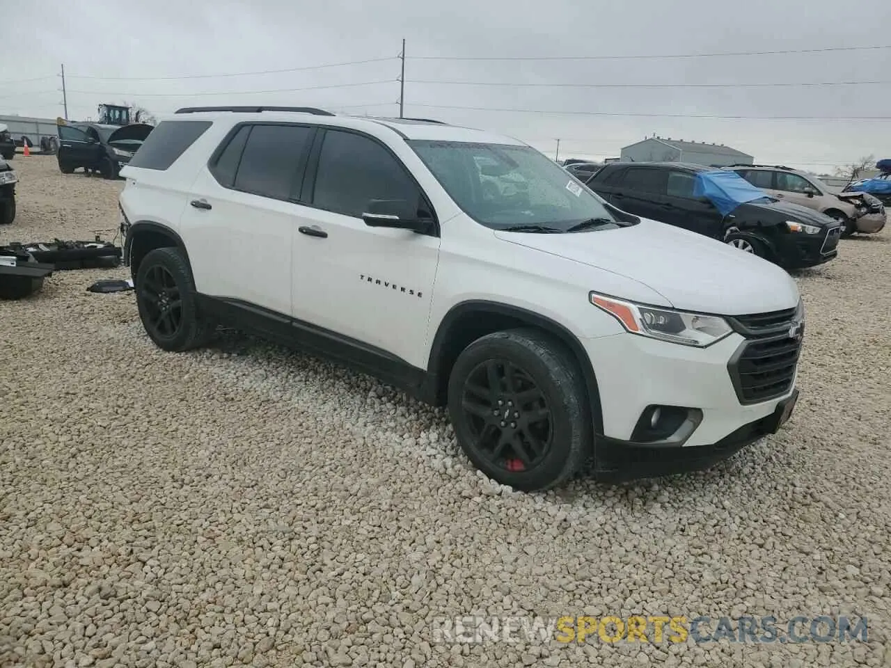 4 Photograph of a damaged car 1GNERKKW3LJ266840 CHEVROLET TRAVERSE 2020