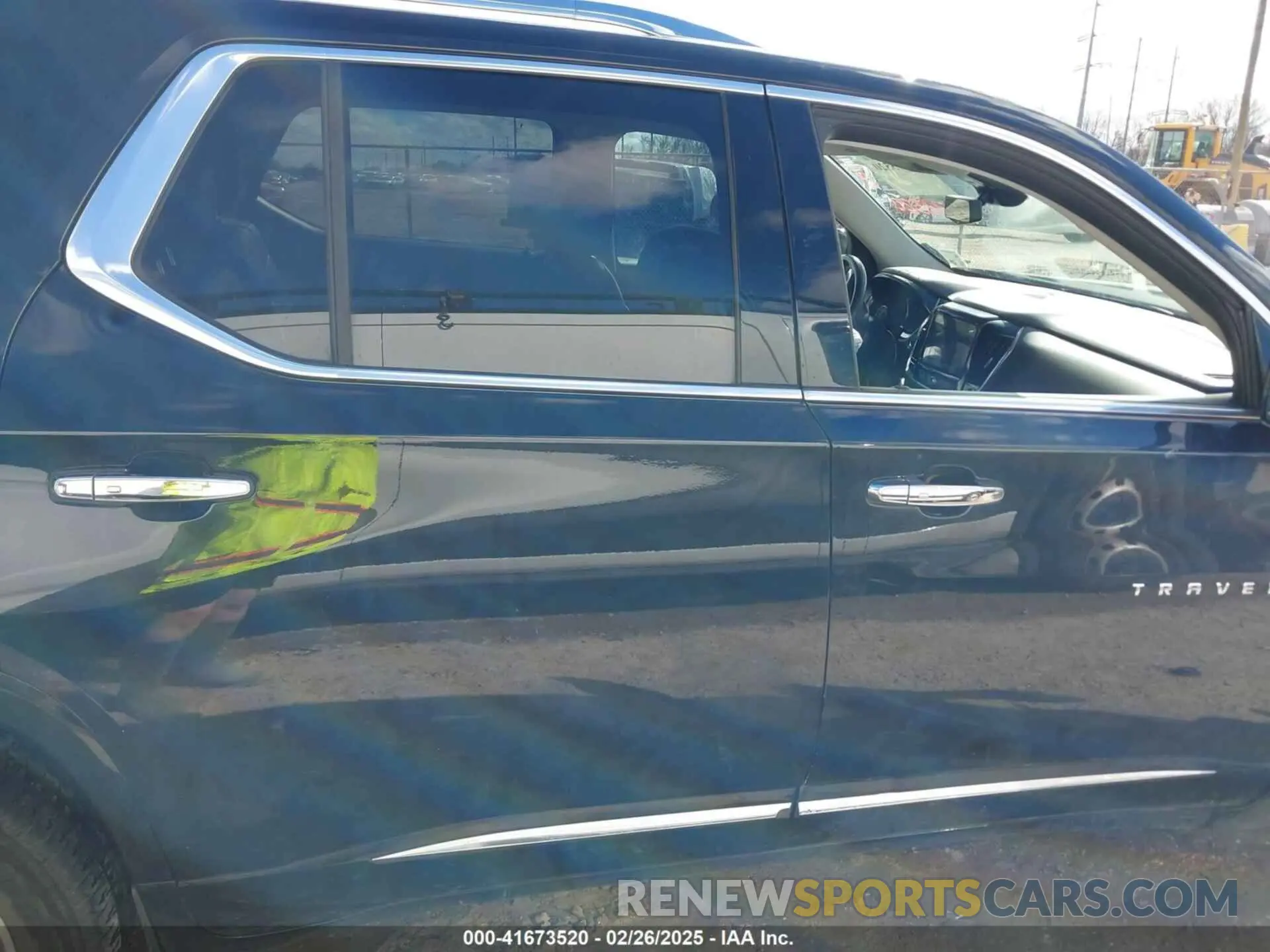 14 Photograph of a damaged car 1GNERKKWXLJ185222 CHEVROLET TRAVERSE 2020