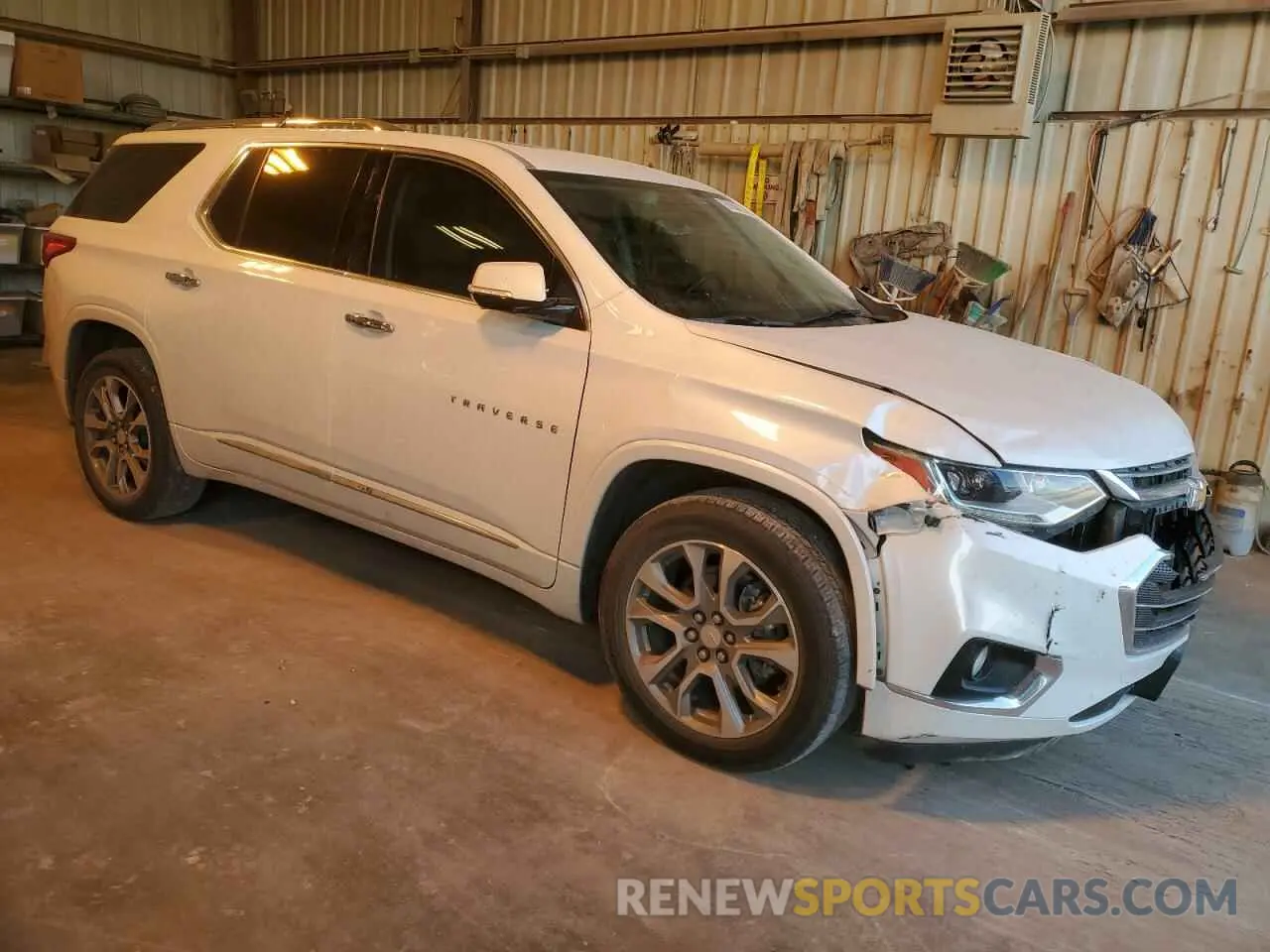 4 Фотография поврежденного автомобиля 1GNERKKWXLJ301714 CHEVROLET TRAVERSE 2020