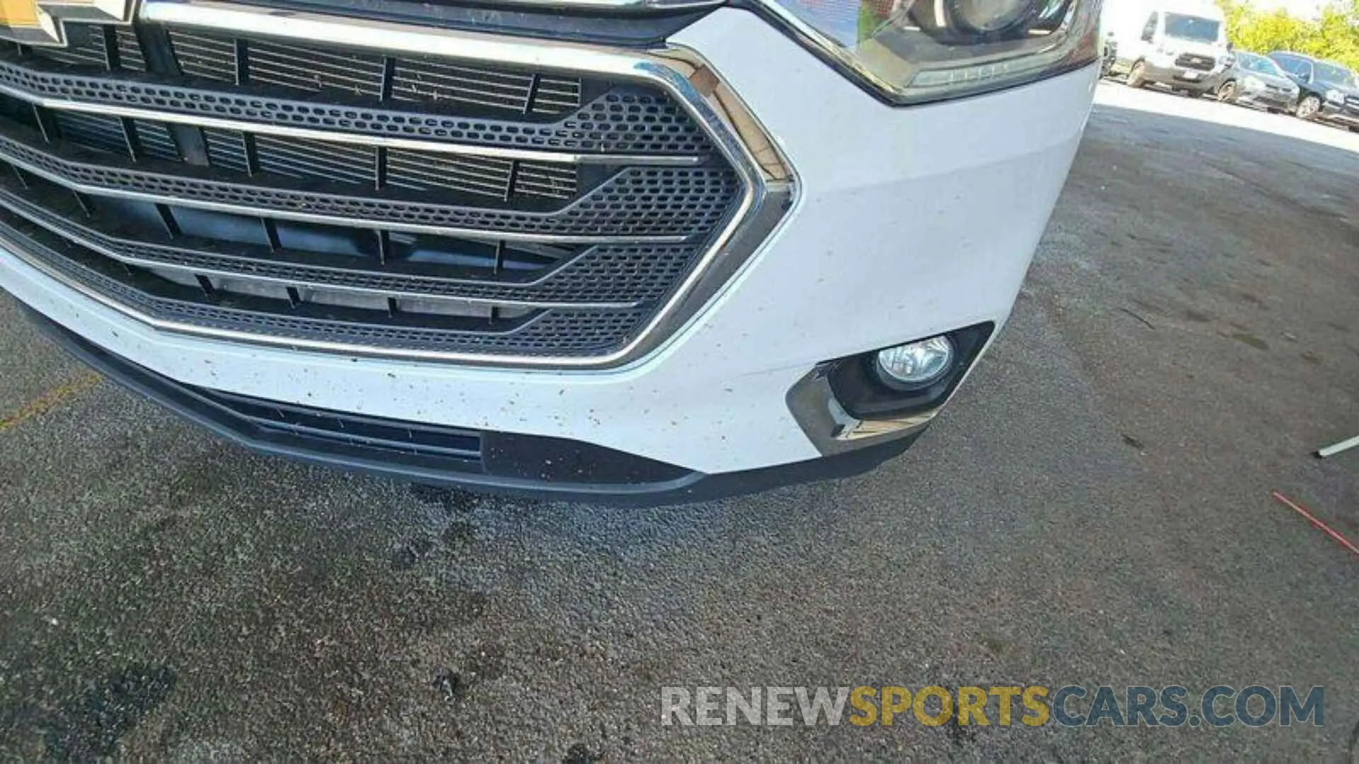 11 Photograph of a damaged car 1GNERMKW0LJ192417 CHEVROLET TRAVERSE 2020