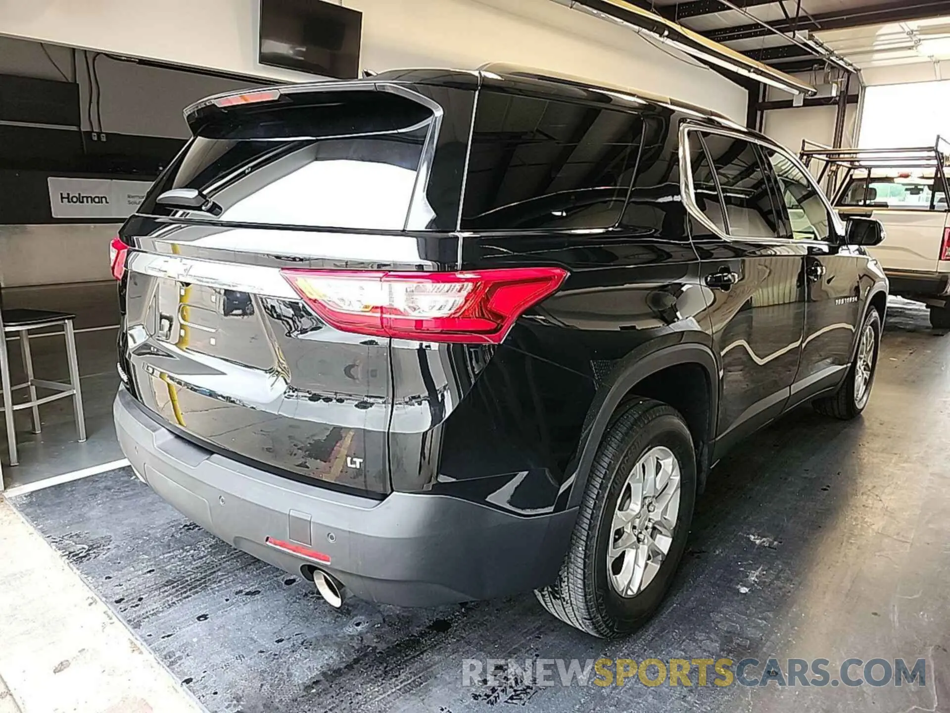 3 Photograph of a damaged car 1GNERMKW0LJ296728 CHEVROLET TRAVERSE 2020