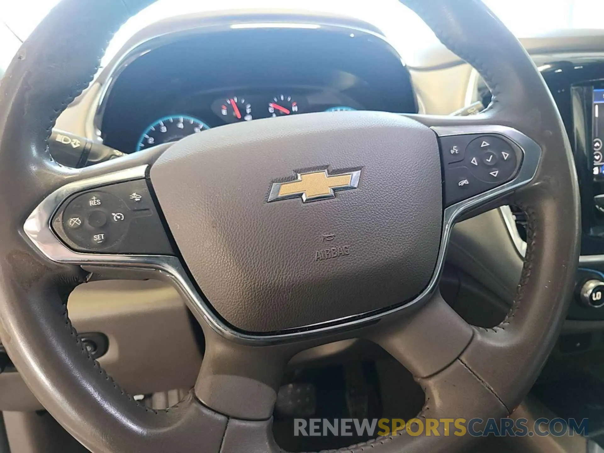 9 Photograph of a damaged car 1GNERMKW3LJ169441 CHEVROLET TRAVERSE 2020