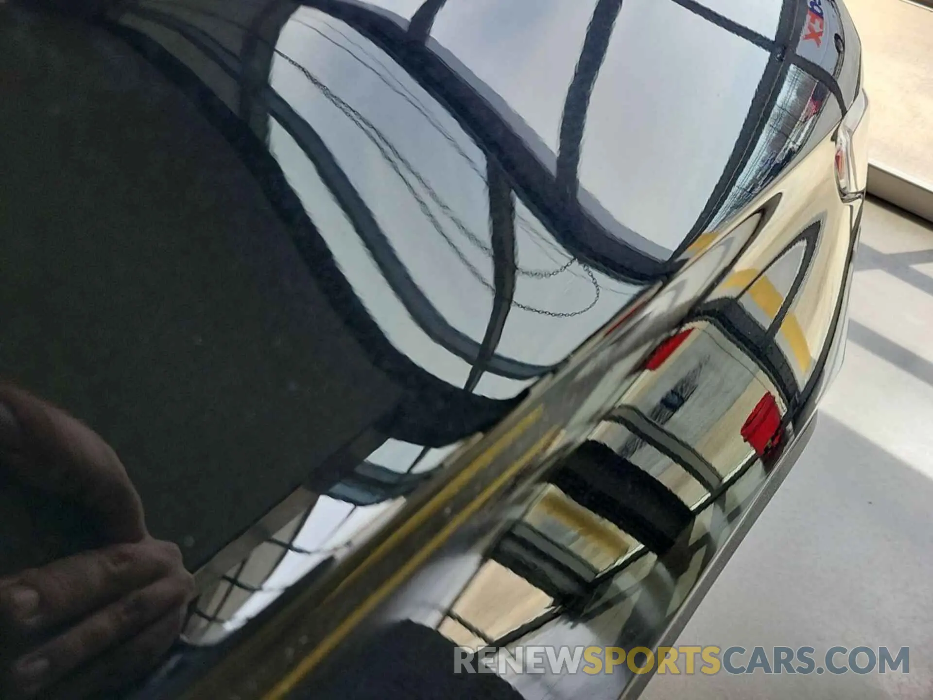 14 Photograph of a damaged car 1GNERMKW6LJ295583 CHEVROLET TRAVERSE 2020