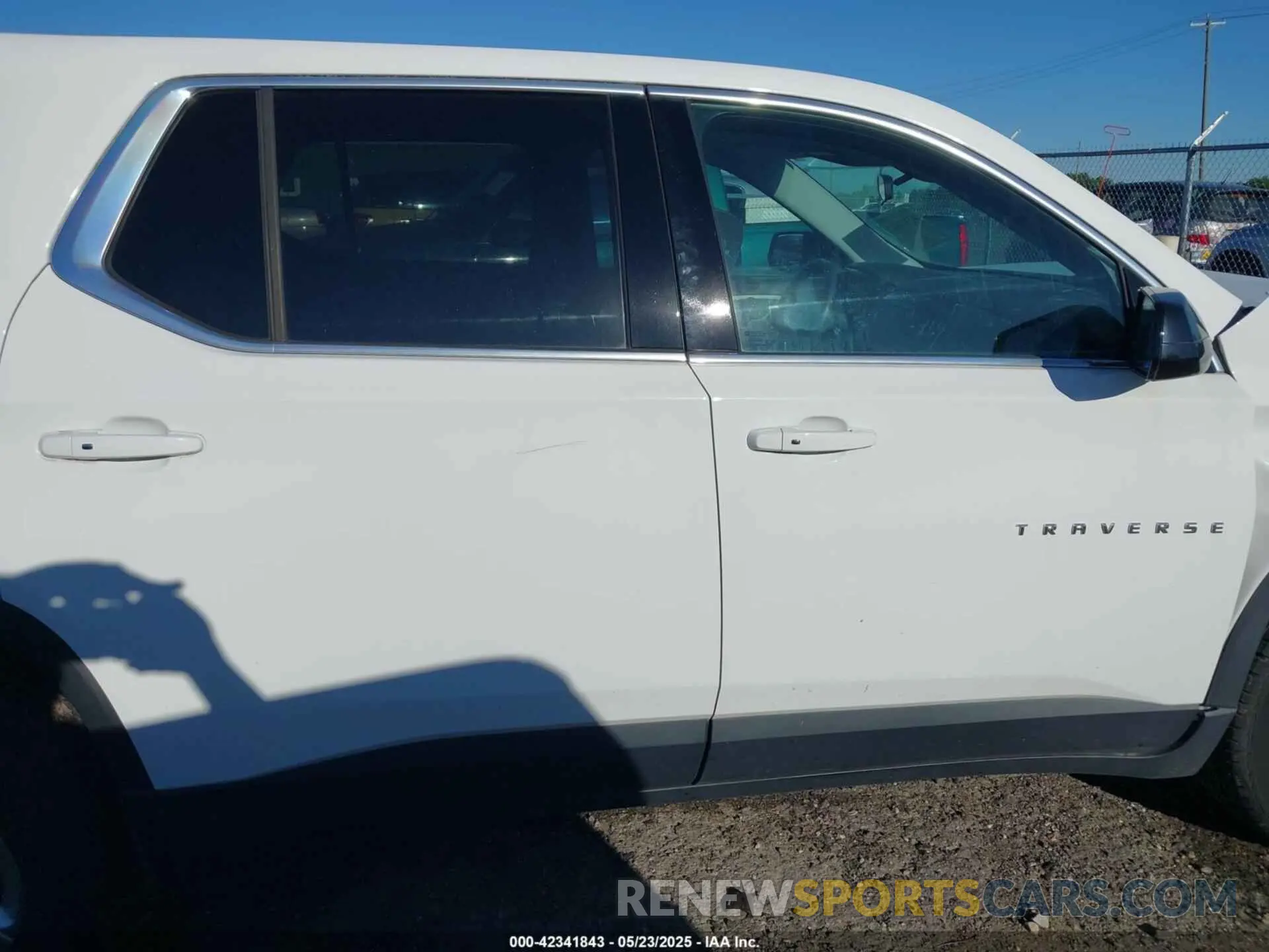 14 Фотография поврежденного автомобиля 1GNEVFKW0LJ191534 CHEVROLET TRAVERSE 2020