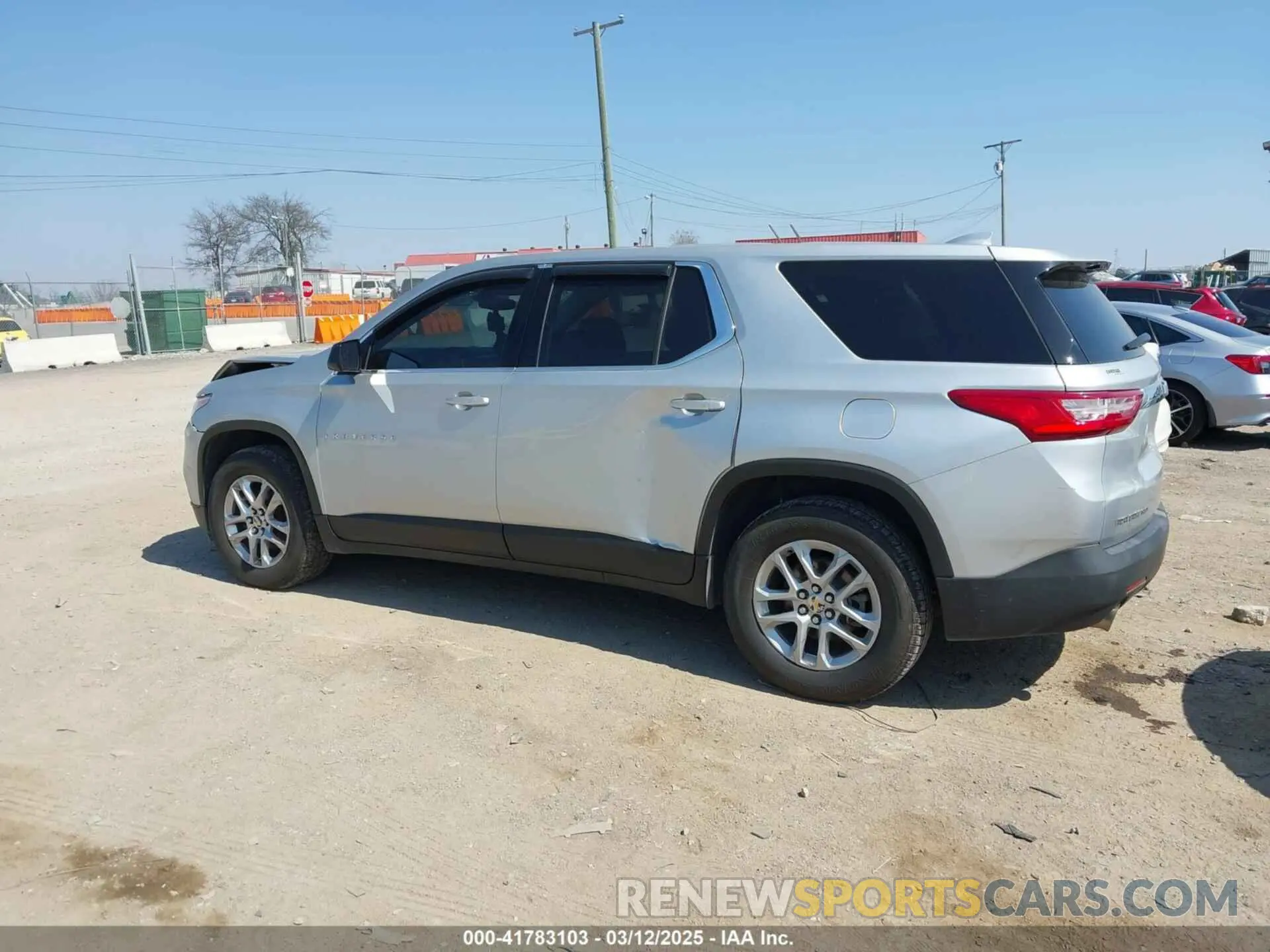 14 Photograph of a damaged car 1GNEVFKW8LJ217698 CHEVROLET TRAVERSE 2020