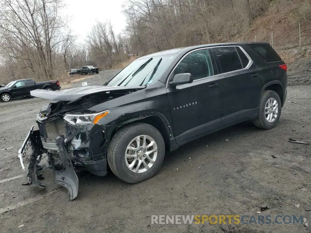 1 Photograph of a damaged car 1GNEVFKW9LJ100048 CHEVROLET TRAVERSE 2020