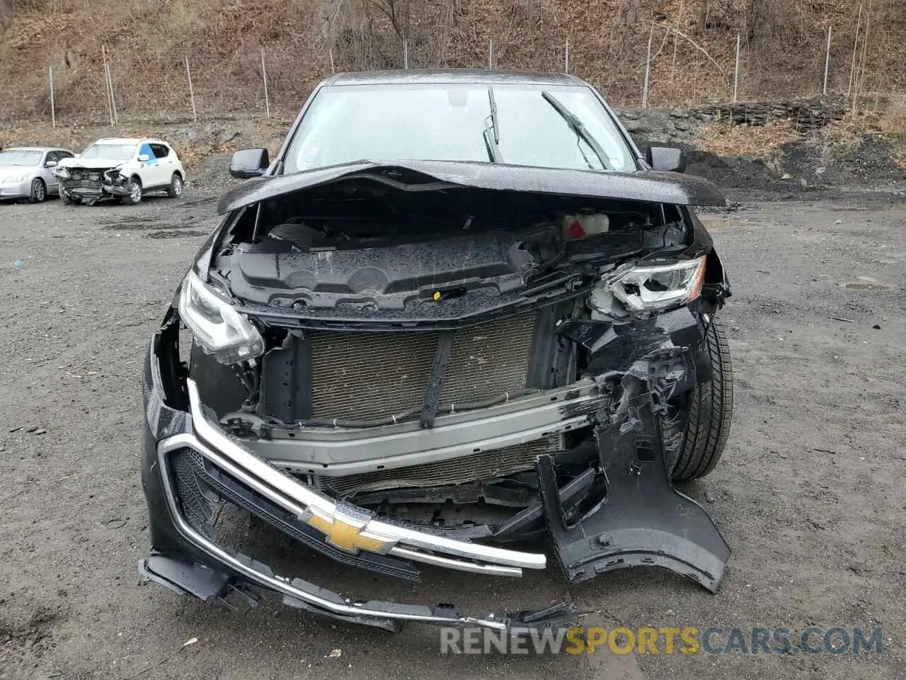 5 Photograph of a damaged car 1GNEVFKW9LJ100048 CHEVROLET TRAVERSE 2020