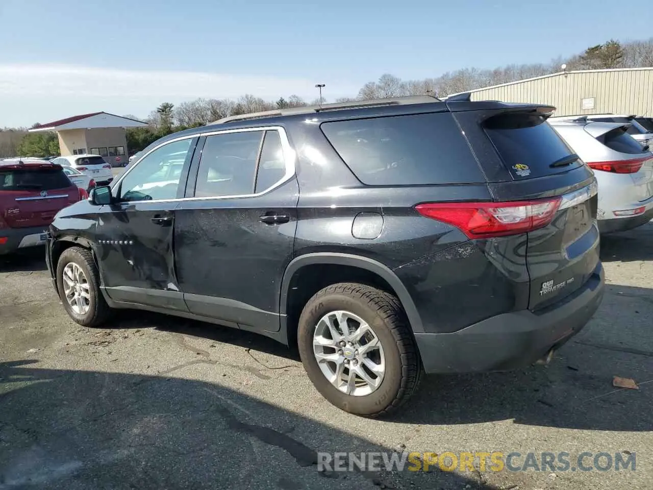 2 Photograph of a damaged car 1GNEVGKW0LJ281837 CHEVROLET TRAVERSE 2020