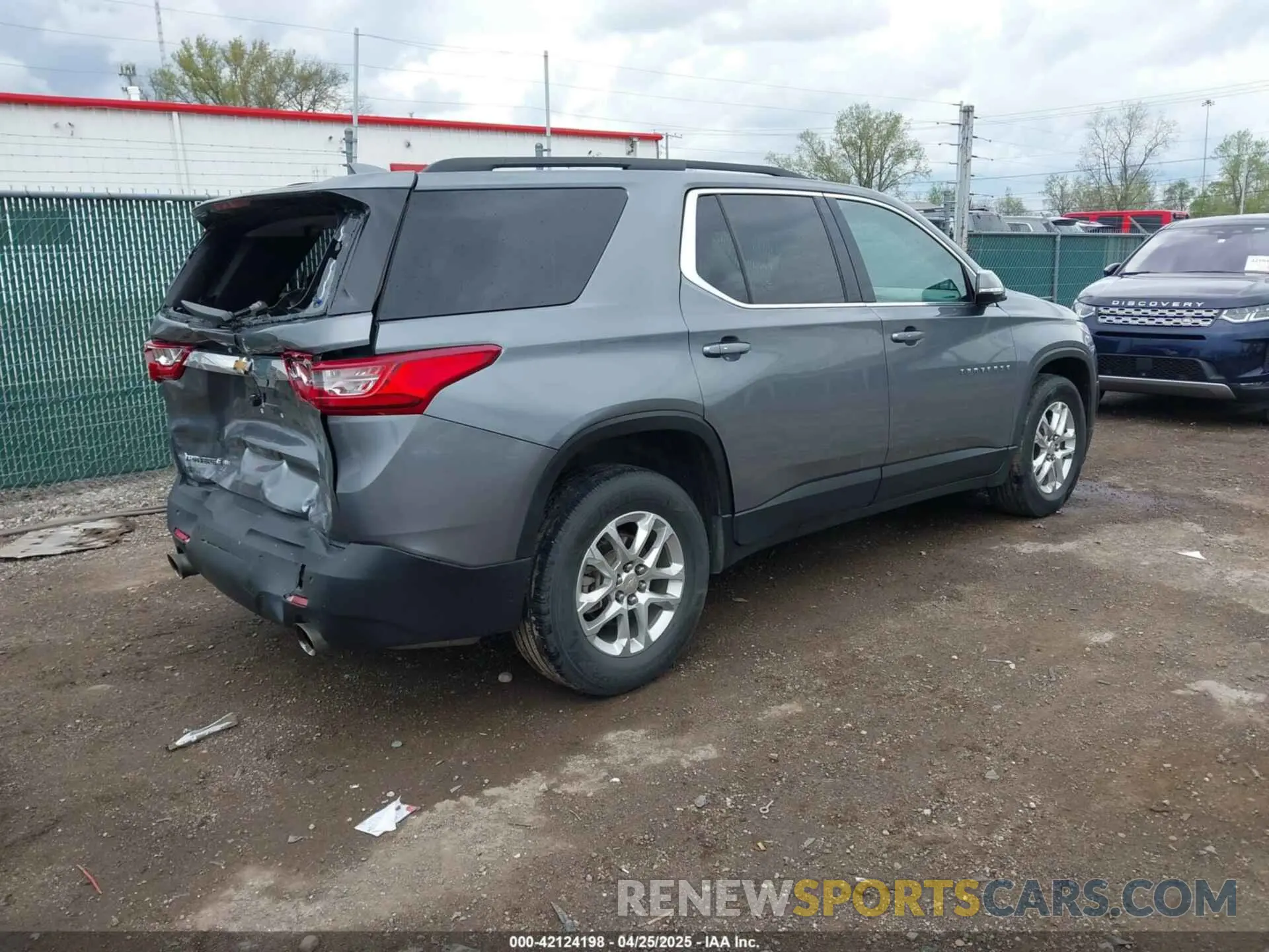 4 Фотография поврежденного автомобиля 1GNEVGKW2LJ199527 CHEVROLET TRAVERSE 2020