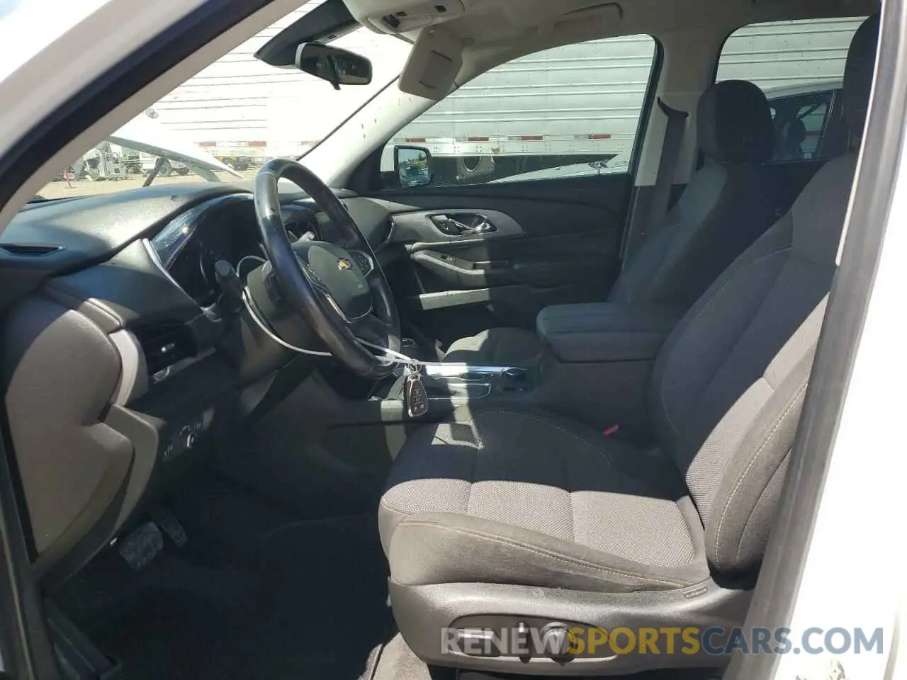 7 Фотография поврежденного автомобиля 1GNEVGKW4LJ209281 CHEVROLET TRAVERSE 2020