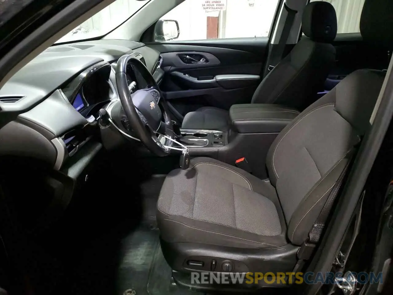 7 Фотография поврежденного автомобиля 1GNEVGKW4LJ253460 CHEVROLET TRAVERSE 2020