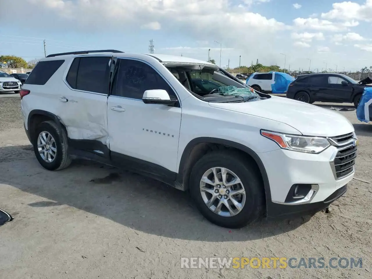 4 Фотография поврежденного автомобиля 1GNEVGKW5LJ247117 CHEVROLET TRAVERSE 2020