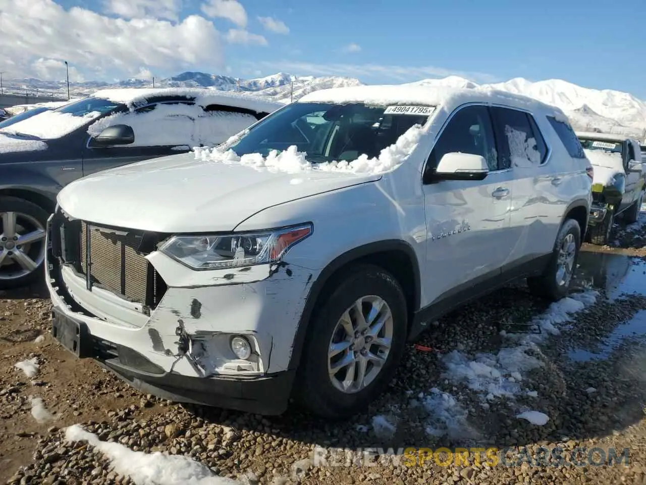 1 Photograph of a damaged car 1GNEVGKW5LJ316887 CHEVROLET TRAVERSE 2020