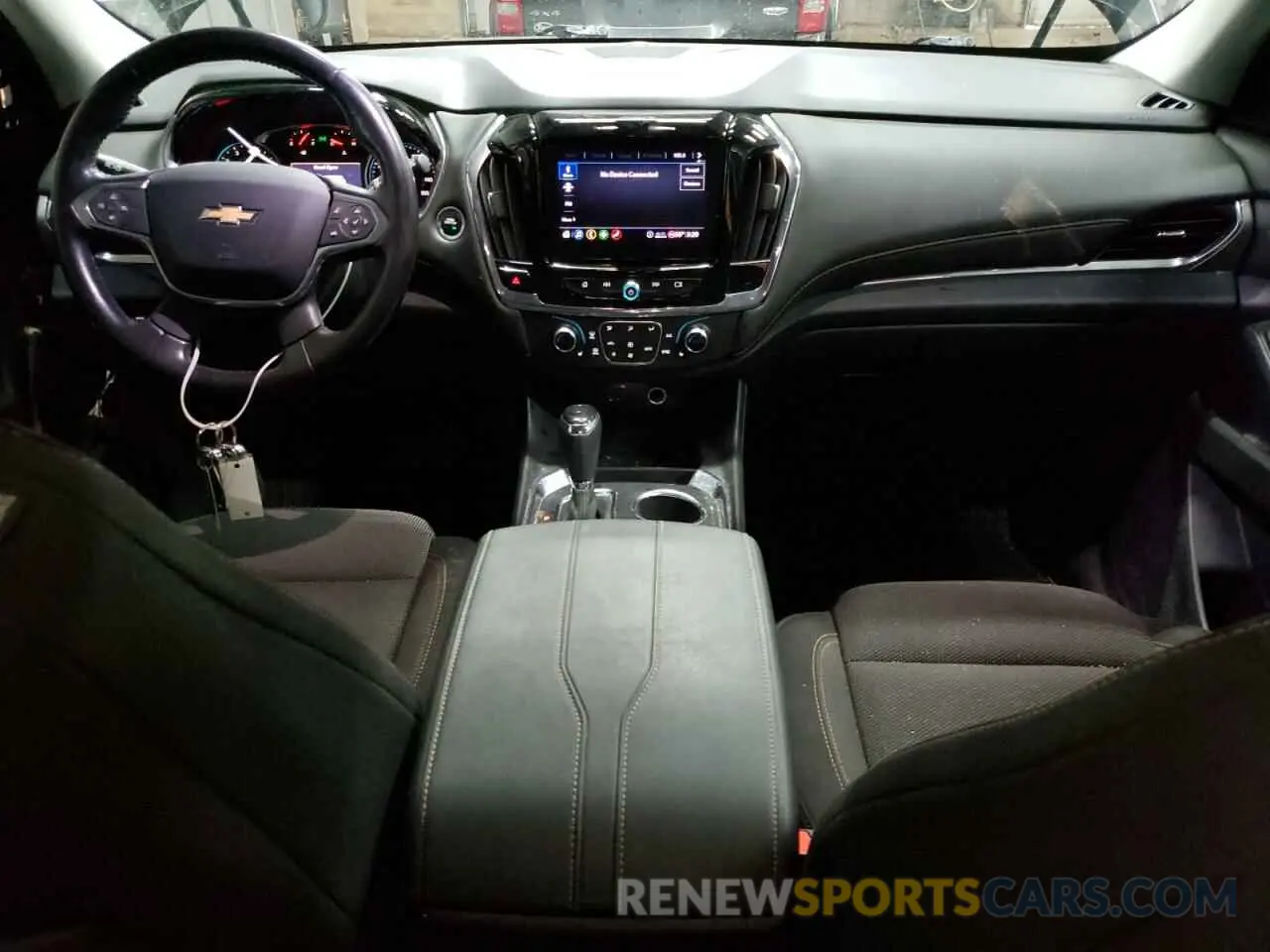 8 Photograph of a damaged car 1GNEVGKW6LJ182794 CHEVROLET TRAVERSE 2020