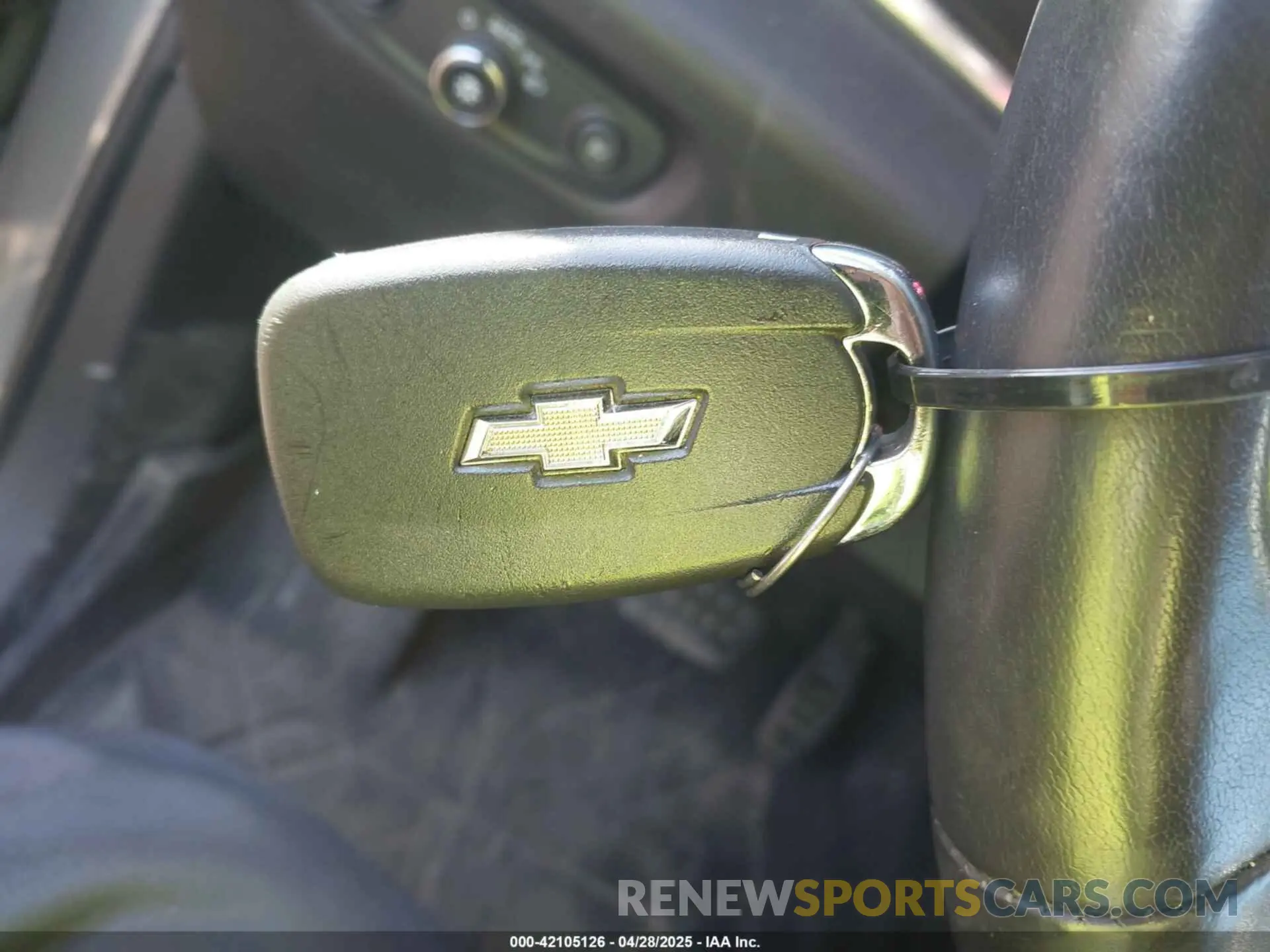 11 Photograph of a damaged car 1GNEVGKW6LJ320821 CHEVROLET TRAVERSE 2020
