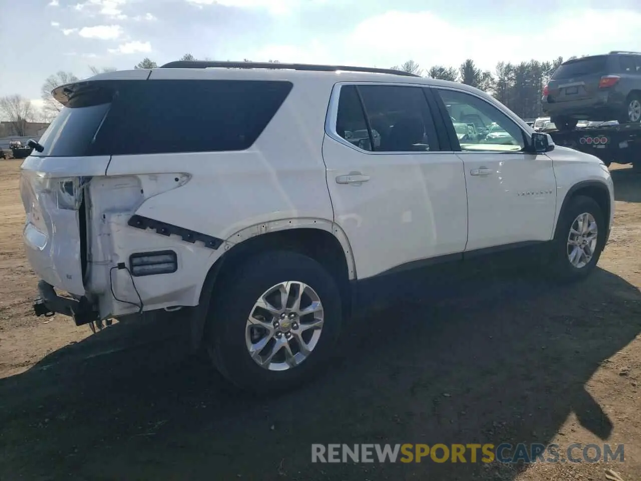 3 Фотография поврежденного автомобиля 1GNEVGKW7LJ195263 CHEVROLET TRAVERSE 2020