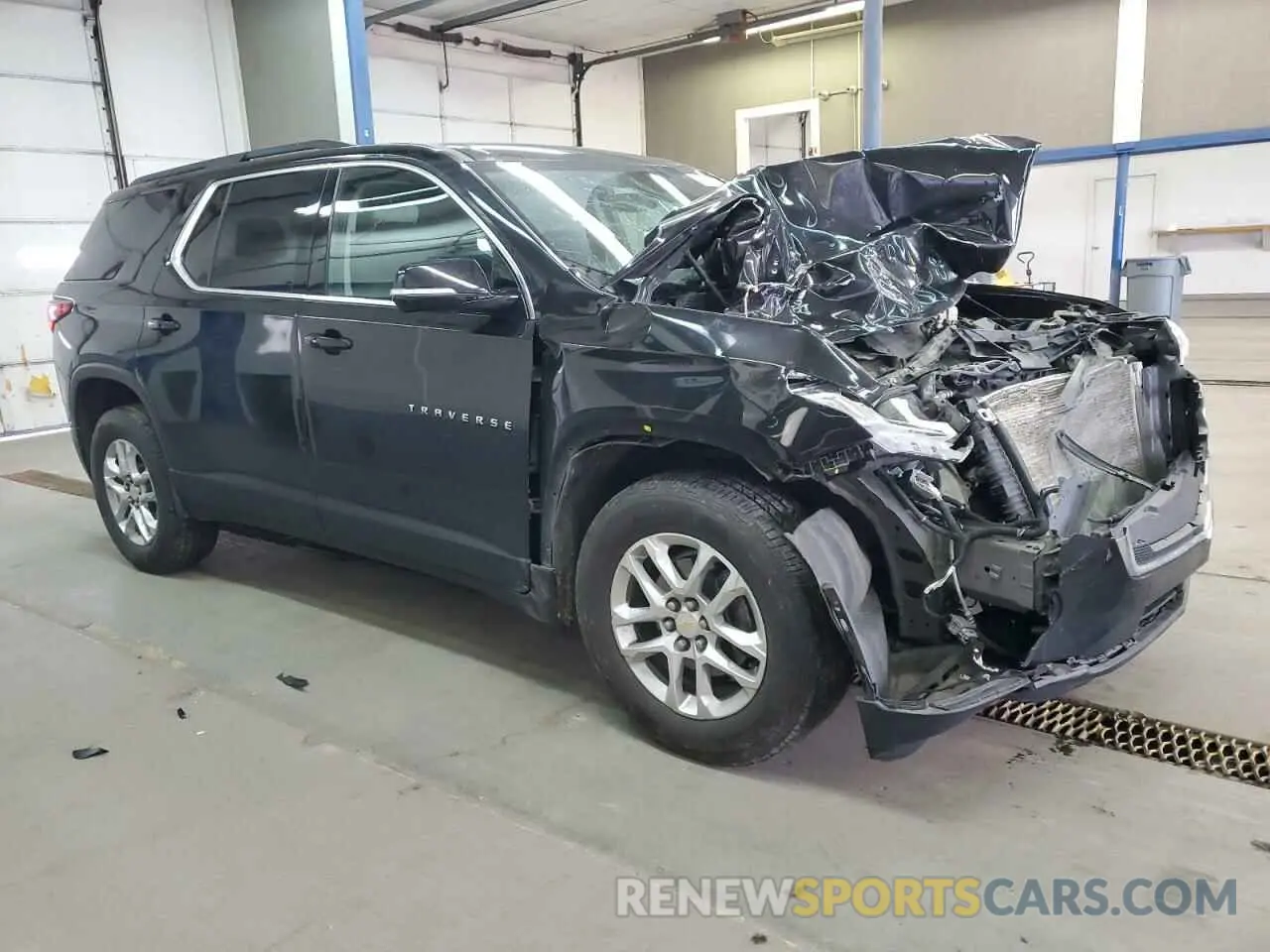 4 Фотография поврежденного автомобиля 1GNEVGKW8LJ176334 CHEVROLET TRAVERSE 2020