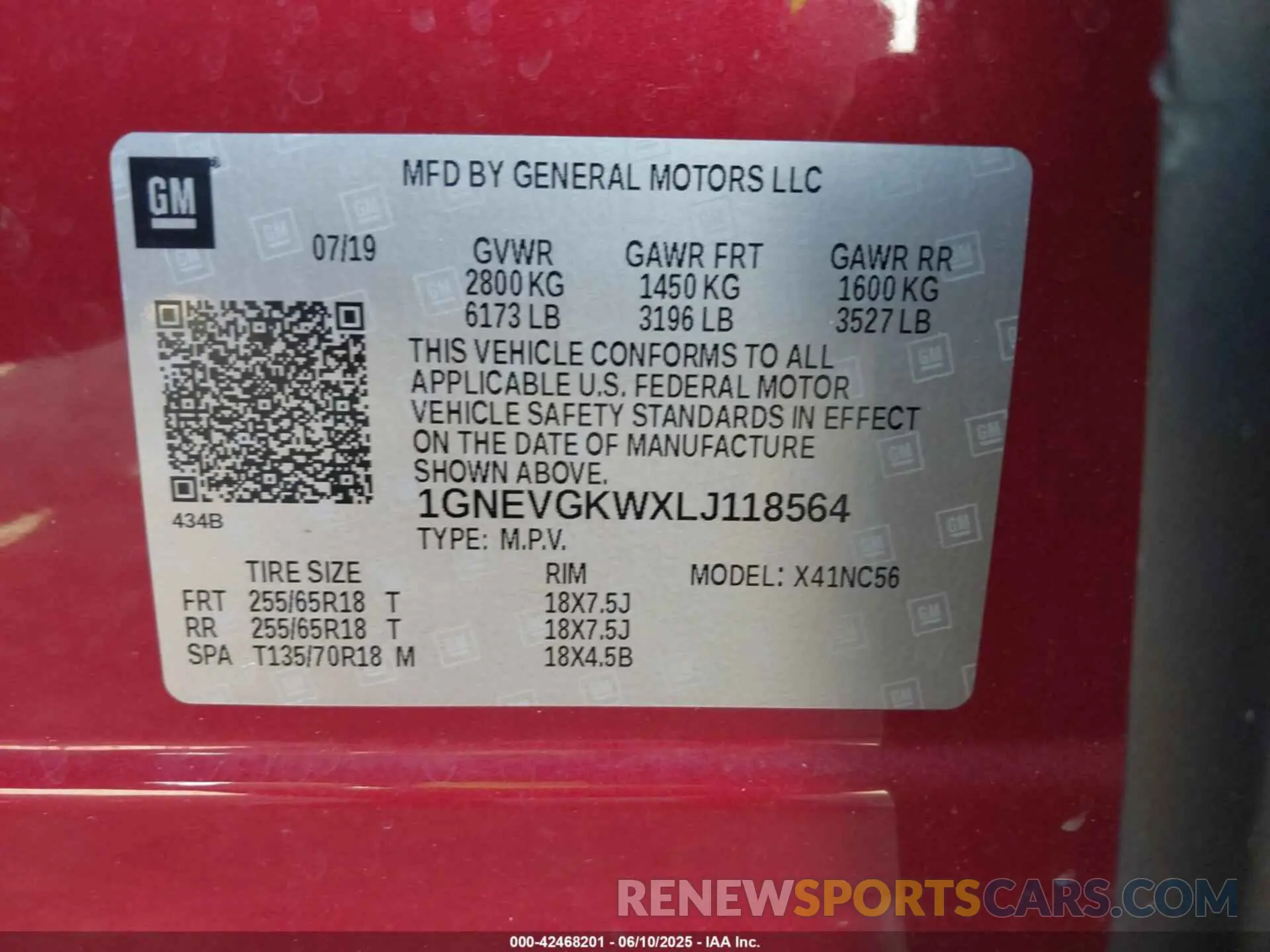 9 Photograph of a damaged car 1GNEVGKWXLJ118564 CHEVROLET TRAVERSE 2020