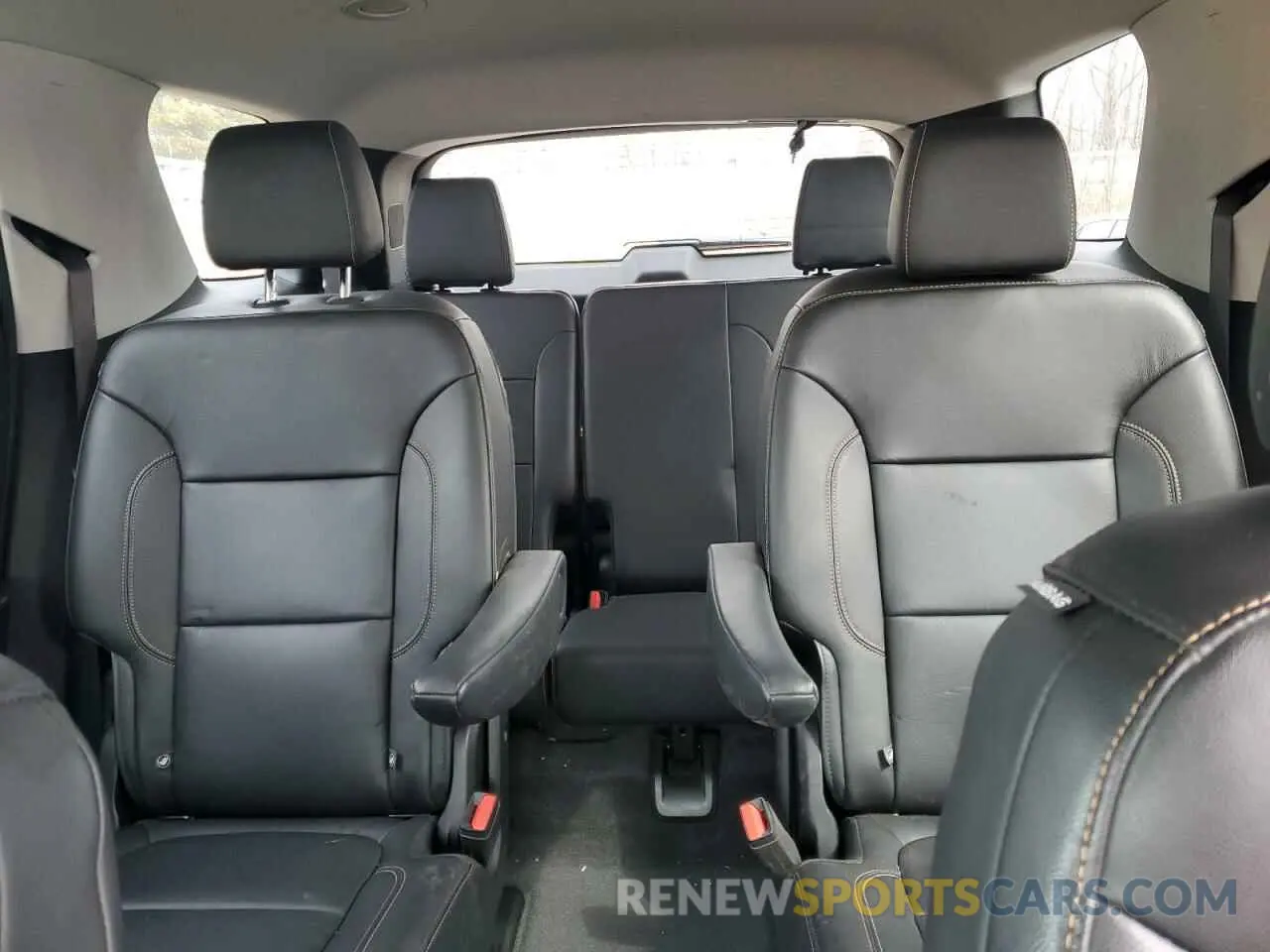 10 Фотография поврежденного автомобиля 1GNEVHKW0LJ111368 CHEVROLET TRAVERSE 2020