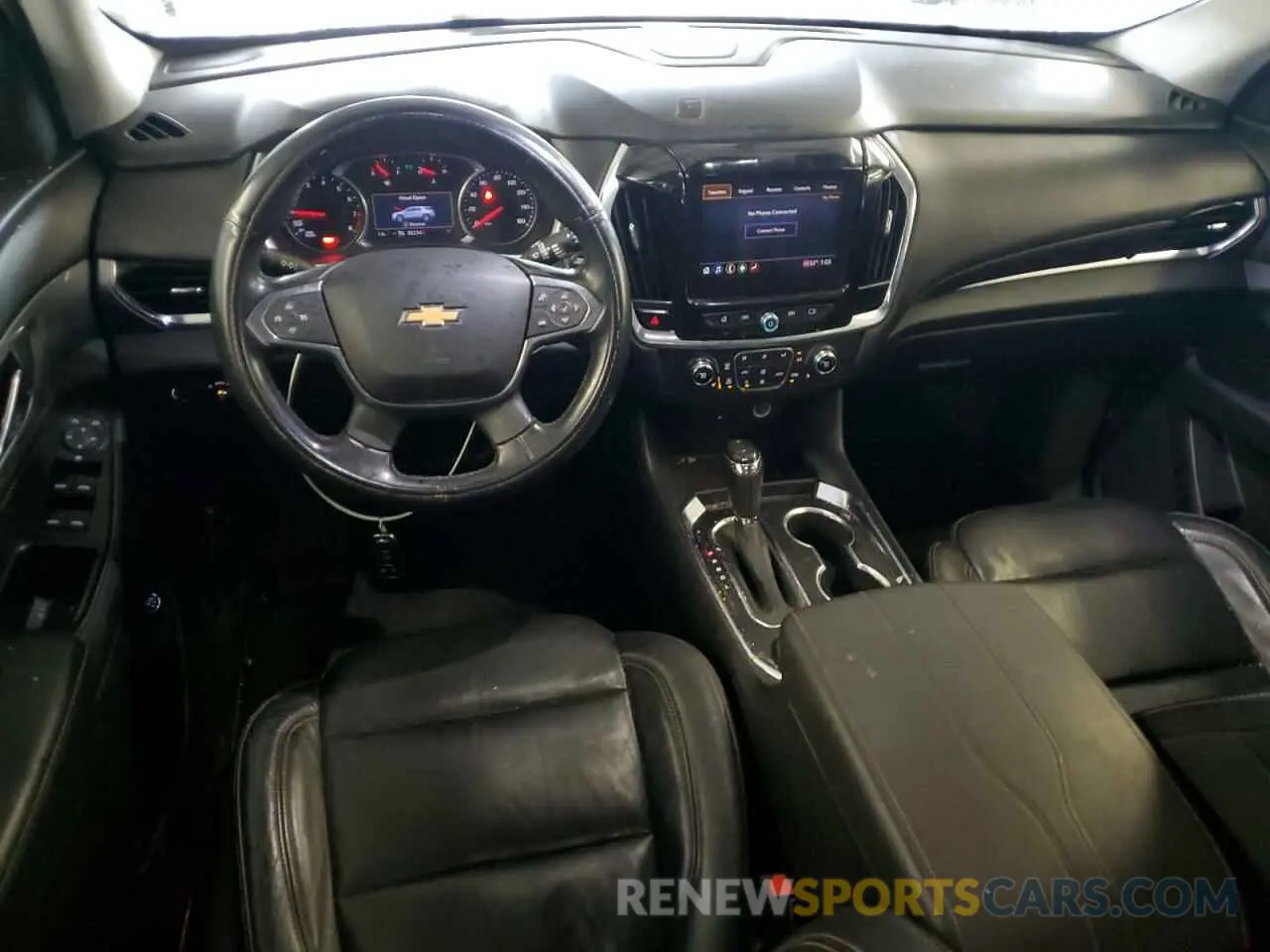 8 Photograph of a damaged car 1GNEVHKW0LJ225693 CHEVROLET TRAVERSE 2020