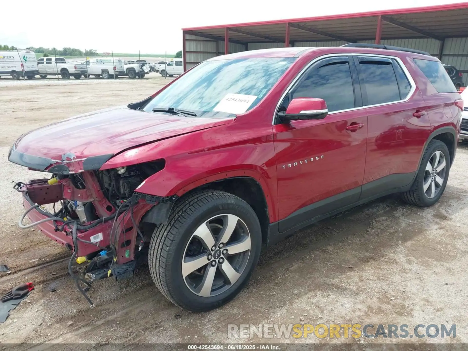 2 Photograph of a damaged car 1GNEVHKW0LJ322859 CHEVROLET TRAVERSE 2020