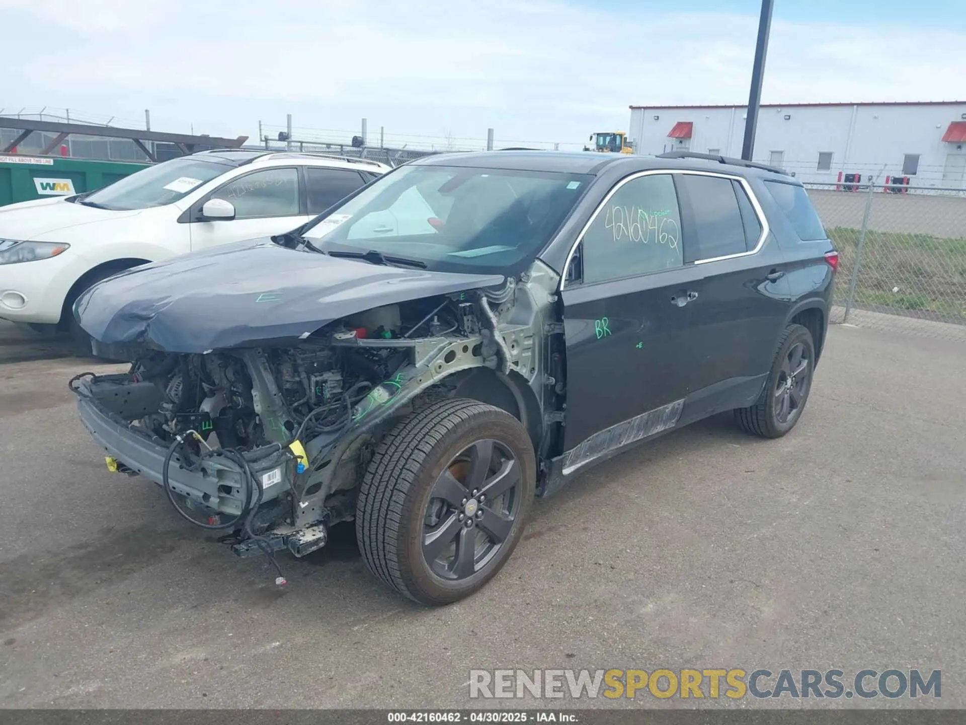 2 Фотография поврежденного автомобиля 1GNEVHKW1LJ215299 CHEVROLET TRAVERSE 2020