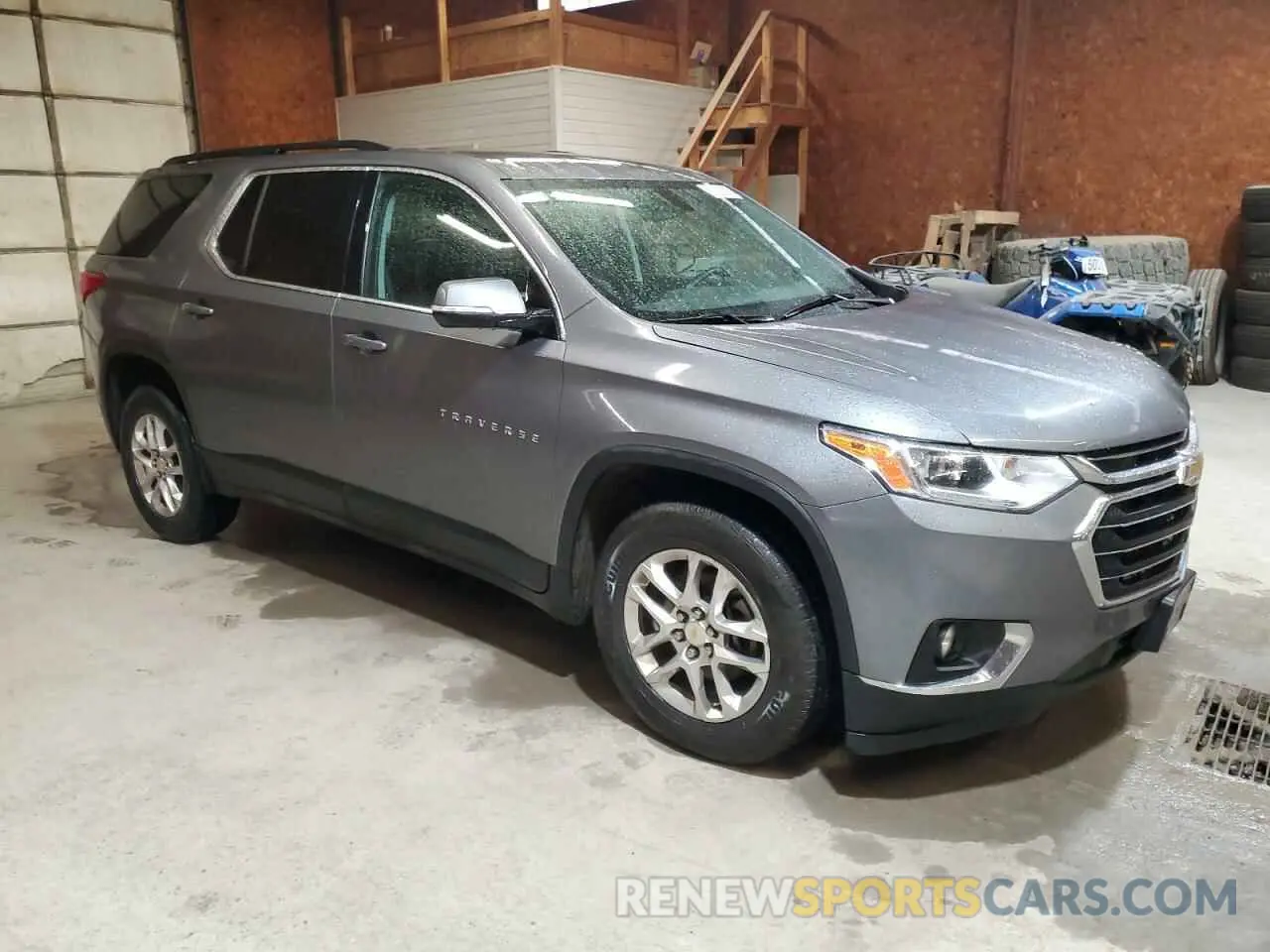 4 Photograph of a damaged car 1GNEVHKW2LJ214730 CHEVROLET TRAVERSE 2020