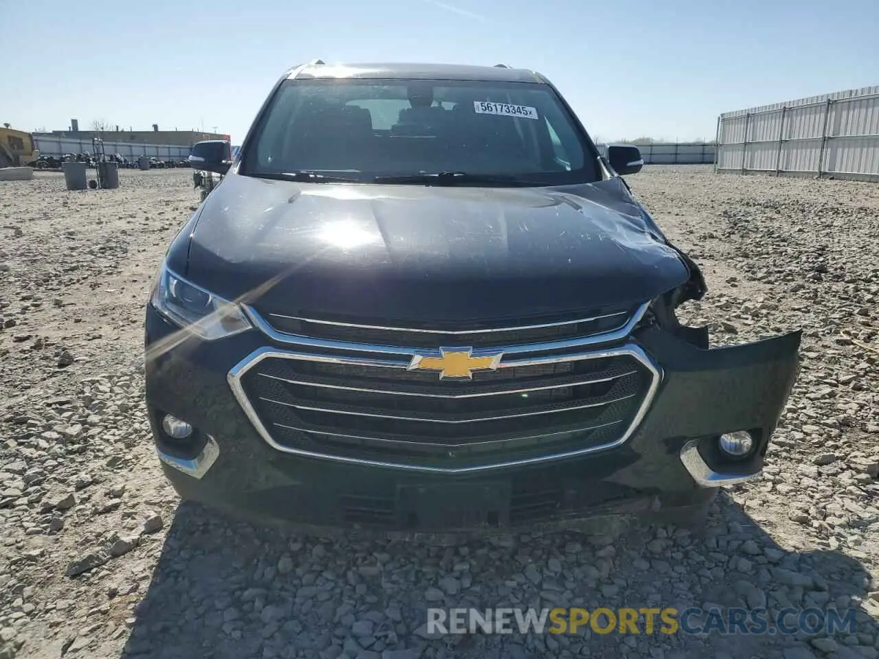 5 Фотография поврежденного автомобиля 1GNEVHKW3LJ115382 CHEVROLET TRAVERSE 2020