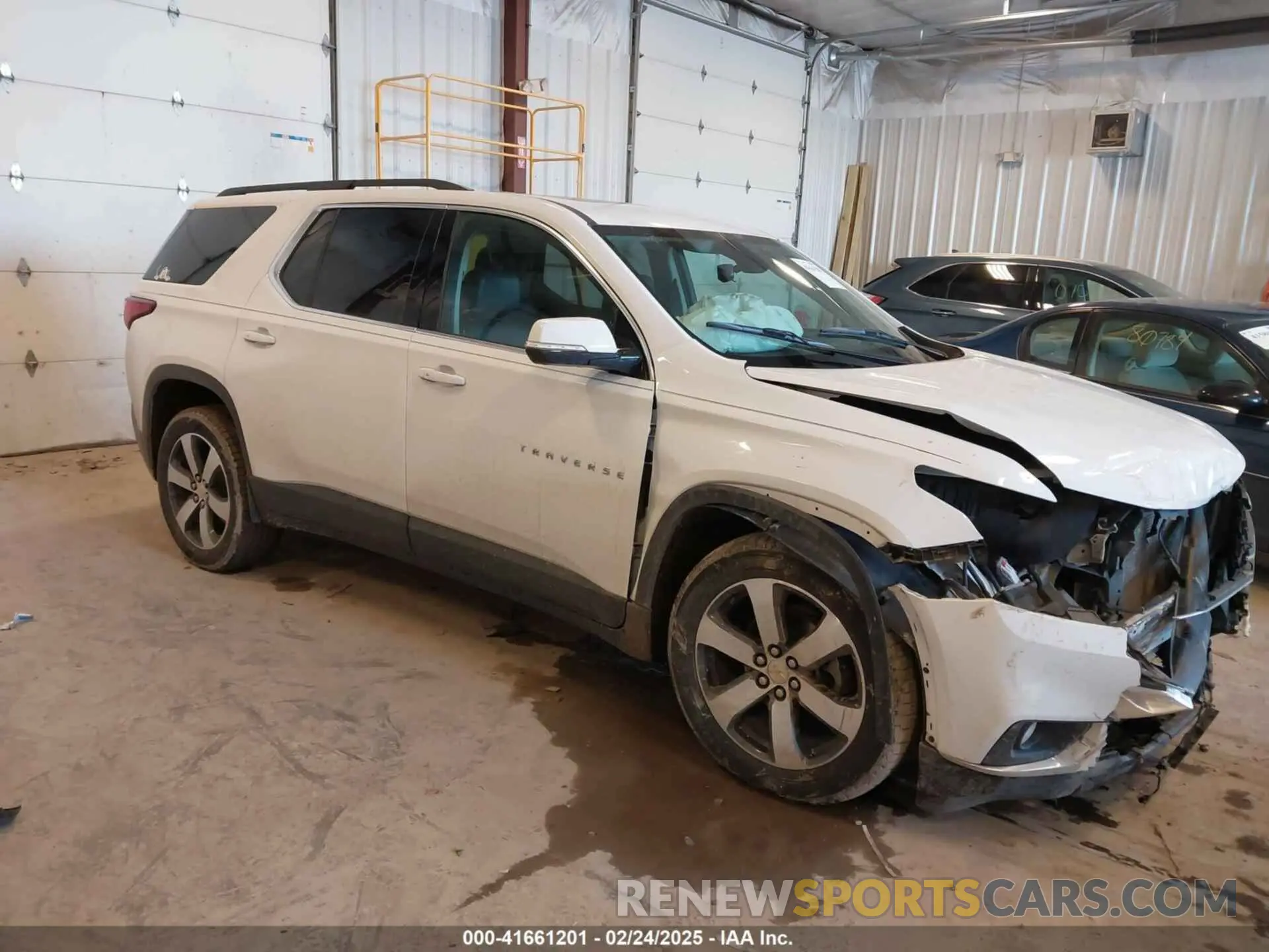 1 Фотография поврежденного автомобиля 1GNEVHKW4LJ101782 CHEVROLET TRAVERSE 2020