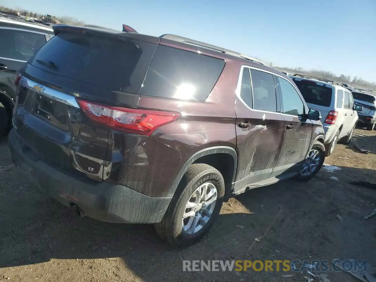 3 Фотография поврежденного автомобиля 1GNEVHKW5LJ176250 CHEVROLET TRAVERSE 2020
