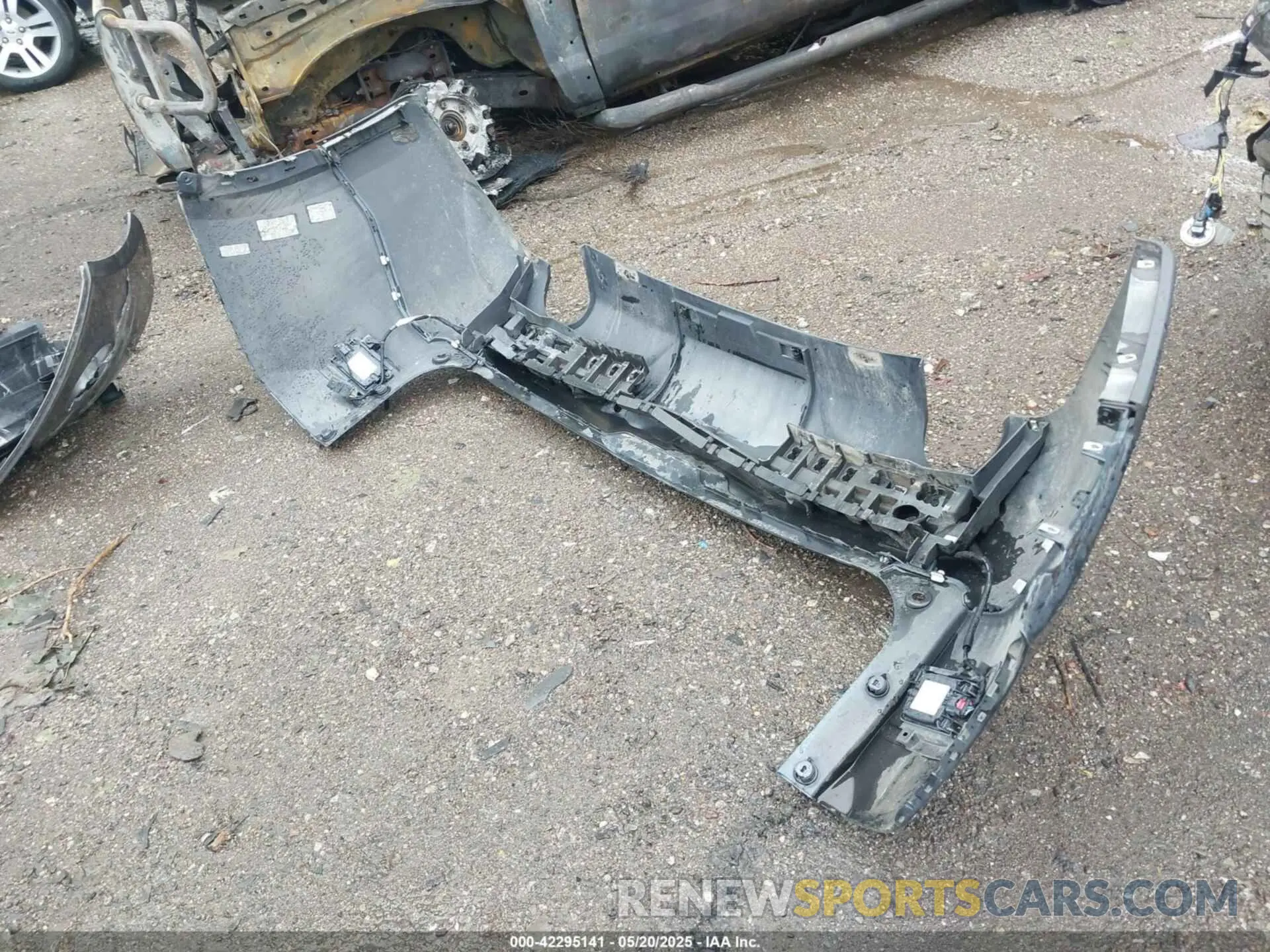 12 Фотография поврежденного автомобиля 1GNEVHKW6LJ215301 CHEVROLET TRAVERSE 2020