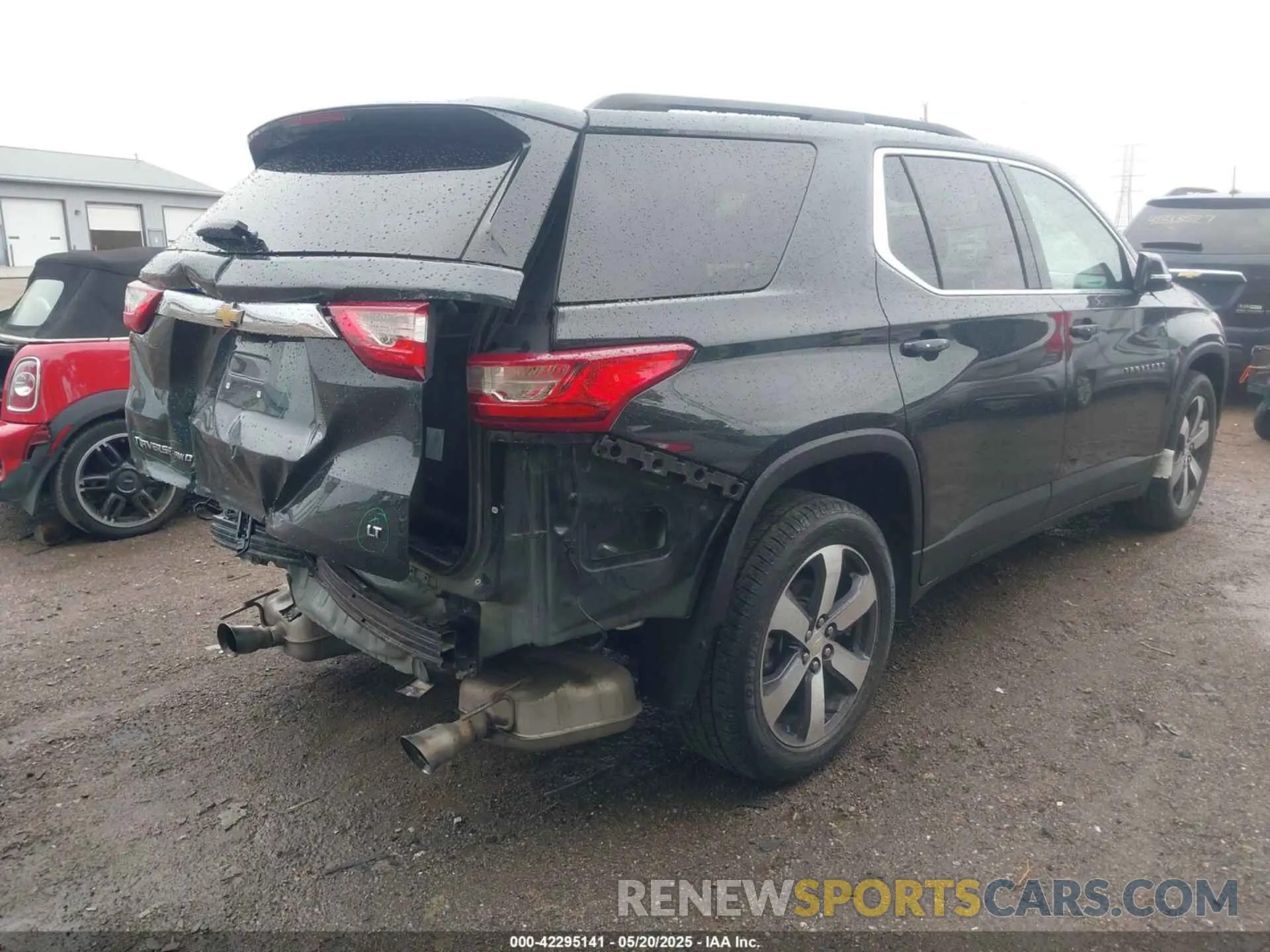 6 Фотография поврежденного автомобиля 1GNEVHKW6LJ215301 CHEVROLET TRAVERSE 2020