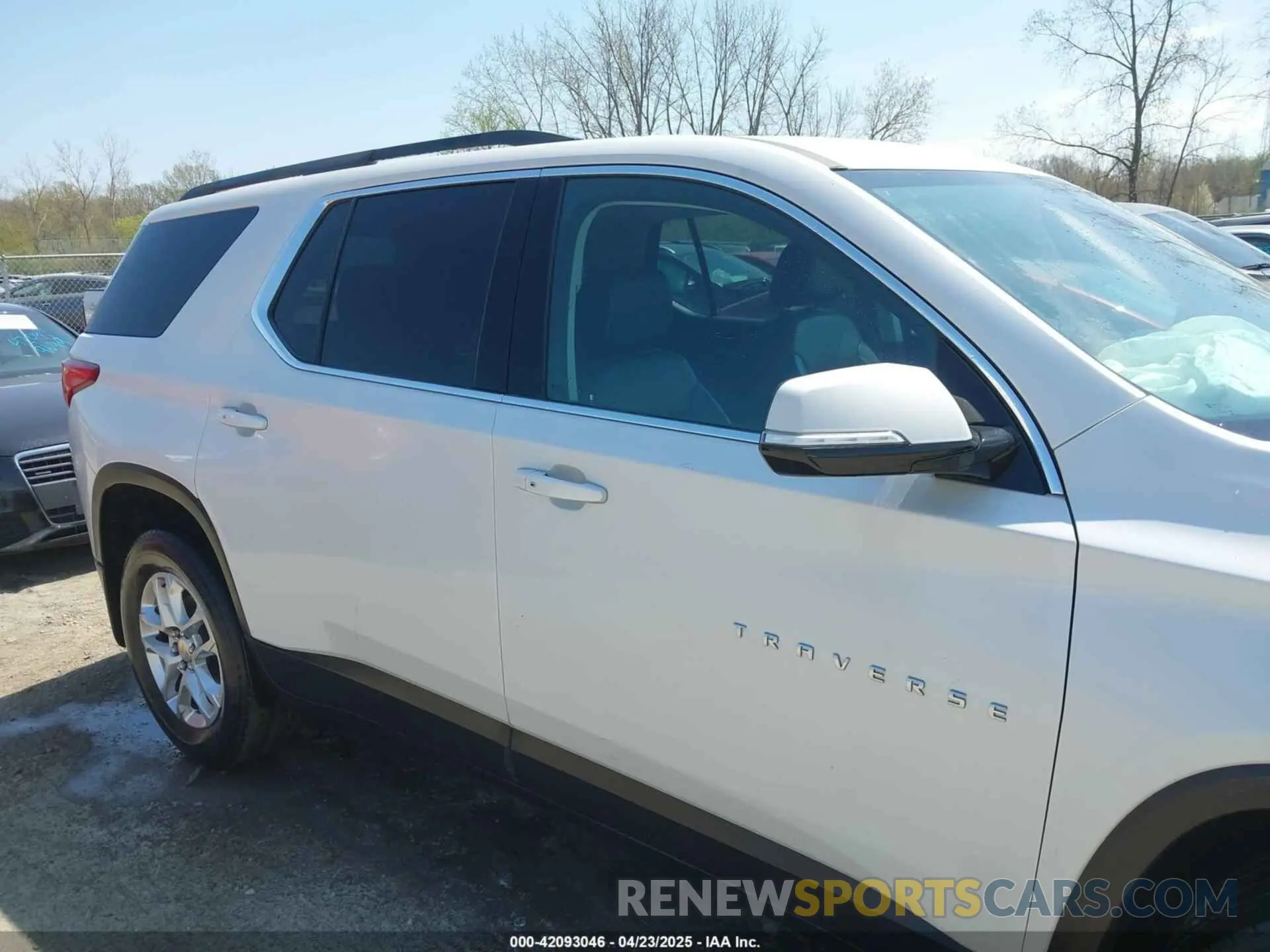 13 Фотография поврежденного автомобиля 1GNEVHKW6LJ321571 CHEVROLET TRAVERSE 2020
