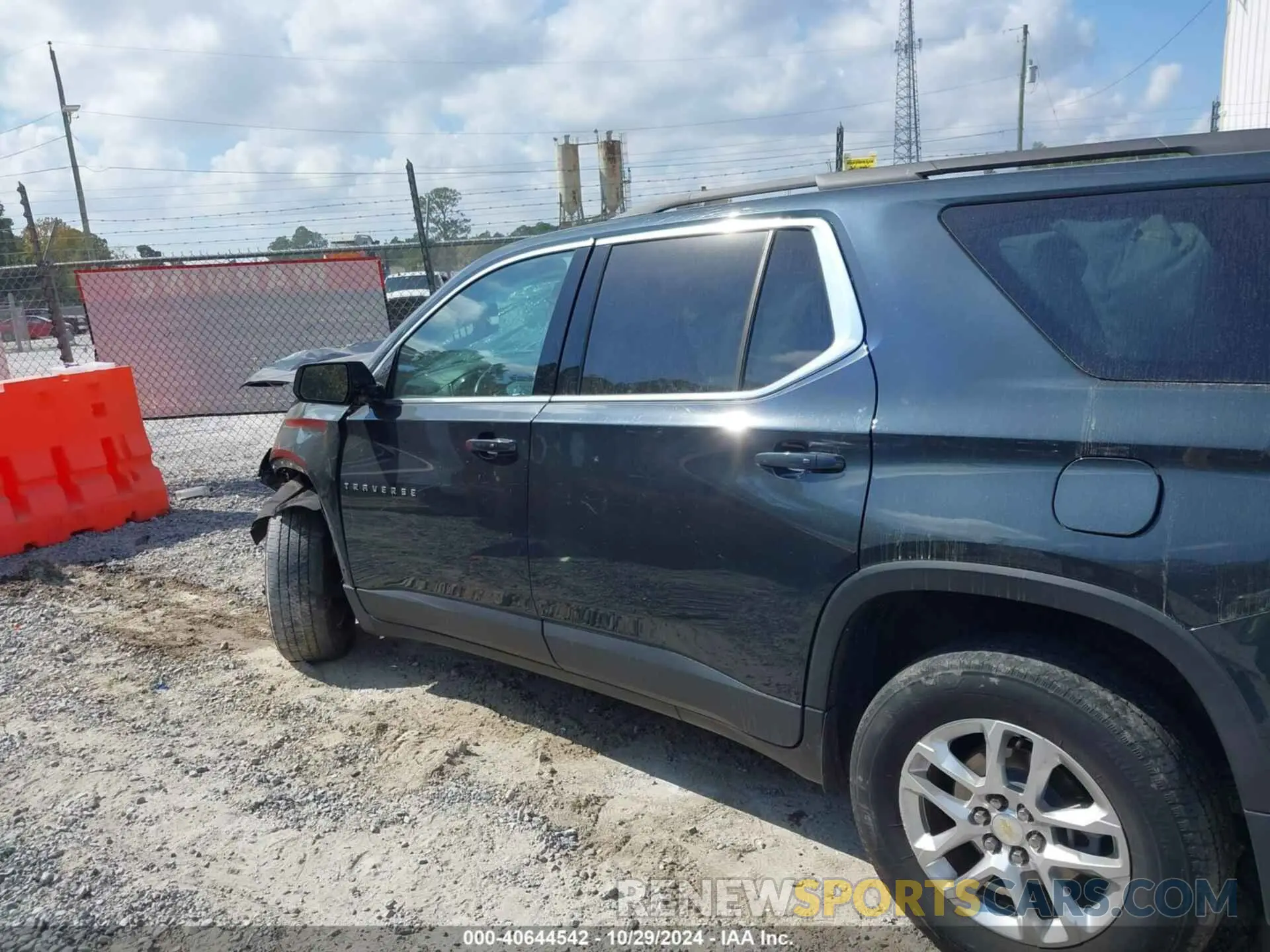 13 Фотография поврежденного автомобиля 1GNEVHKW9LJ194976 CHEVROLET TRAVERSE 2020