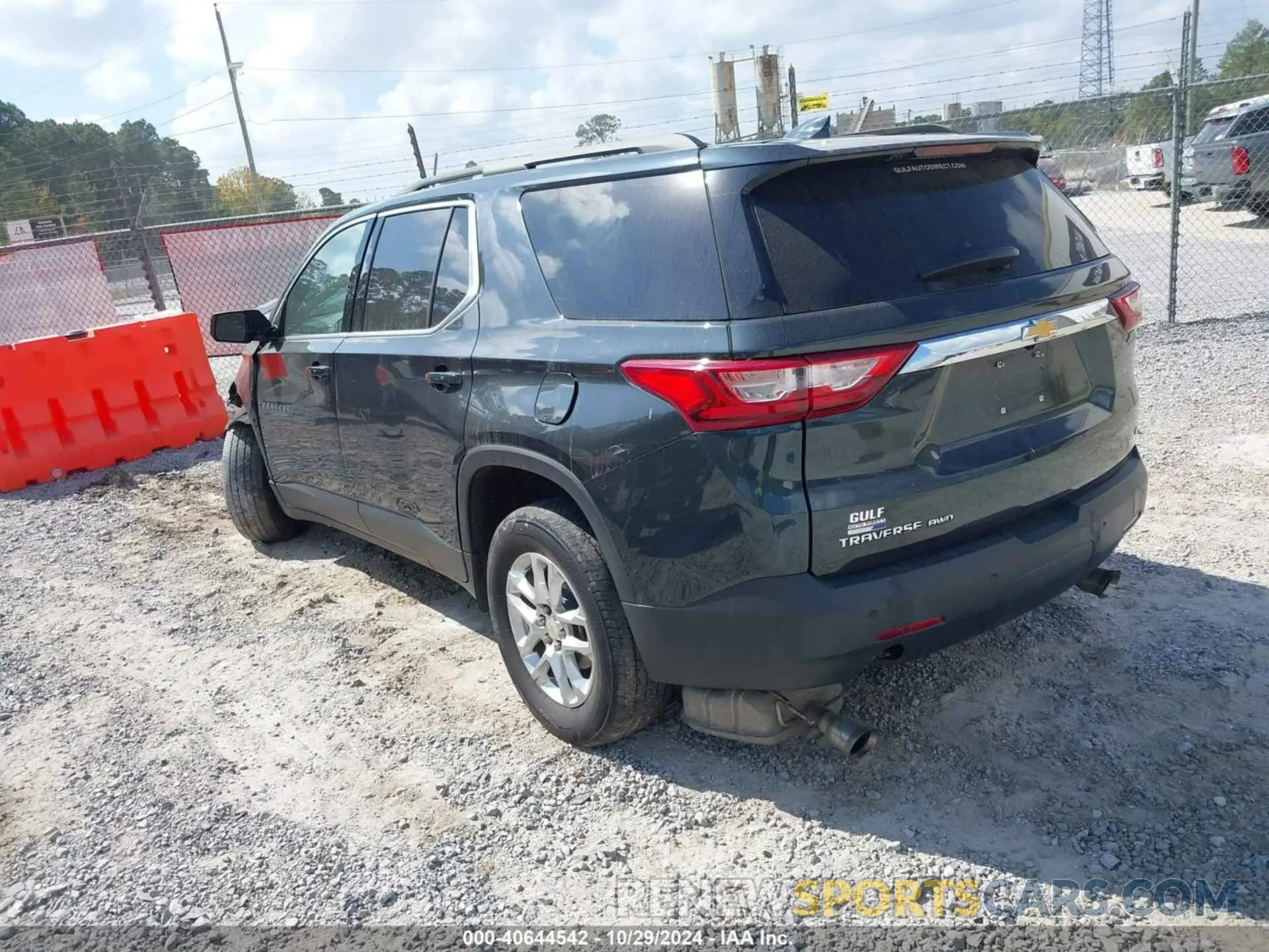 3 Фотография поврежденного автомобиля 1GNEVHKW9LJ194976 CHEVROLET TRAVERSE 2020