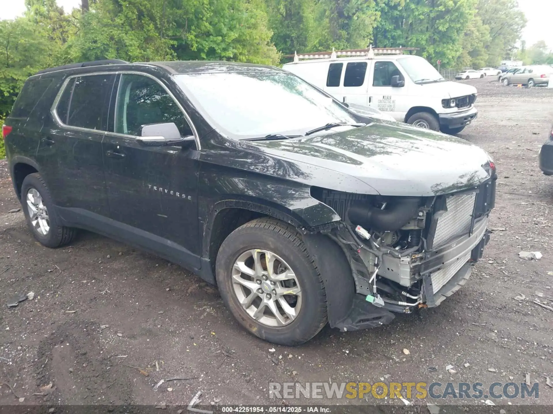 1 Photograph of a damaged car 1GNEVHKWXLJ324540 CHEVROLET TRAVERSE 2020