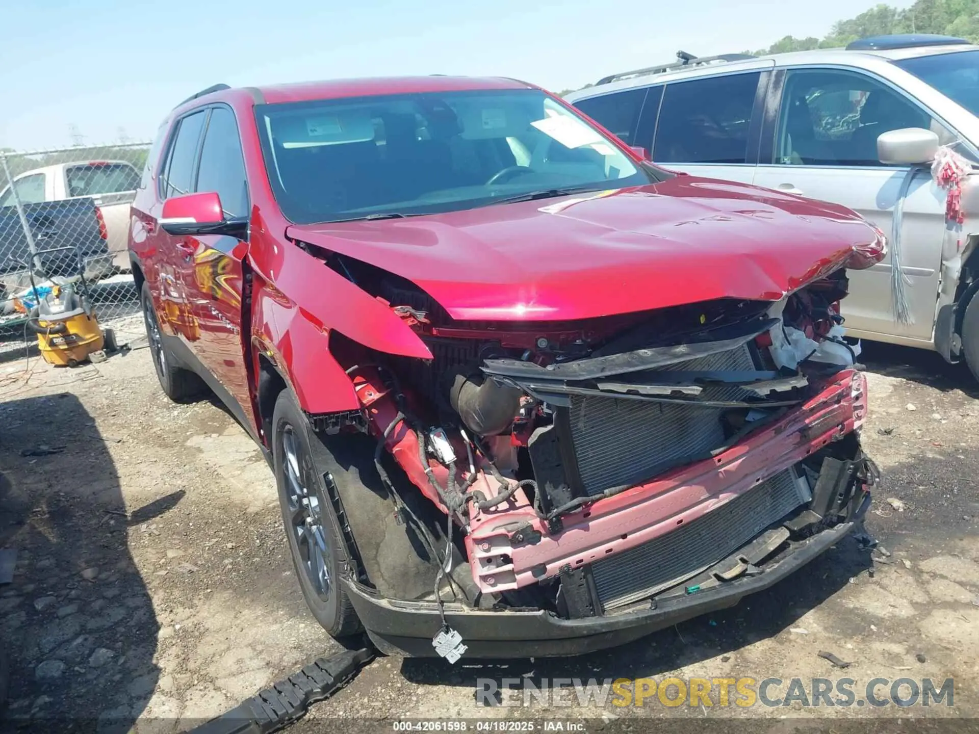 1 Photograph of a damaged car 1GNEVJKW4LJ292921 CHEVROLET TRAVERSE 2020