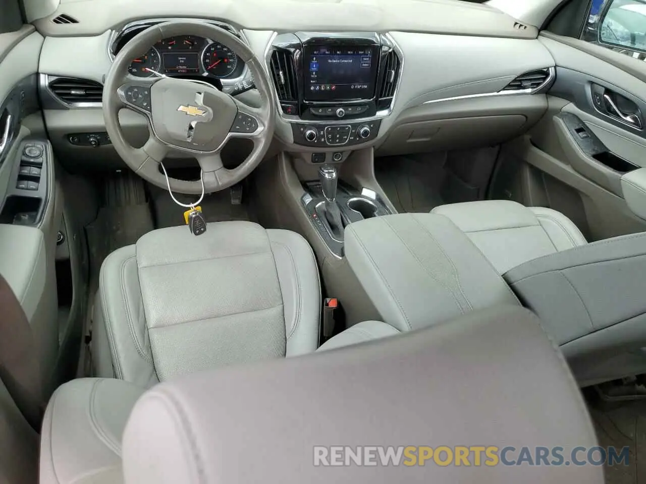 8 Photograph of a damaged car 1GNEVKKW0LJ225089 CHEVROLET TRAVERSE 2020