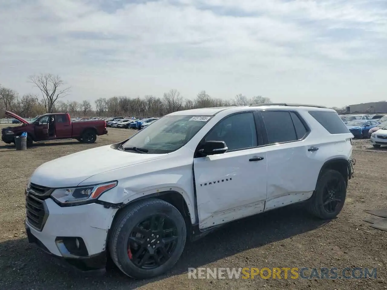 1 Фотография поврежденного автомобиля 1GNEVKKW4LJ256281 CHEVROLET TRAVERSE 2020
