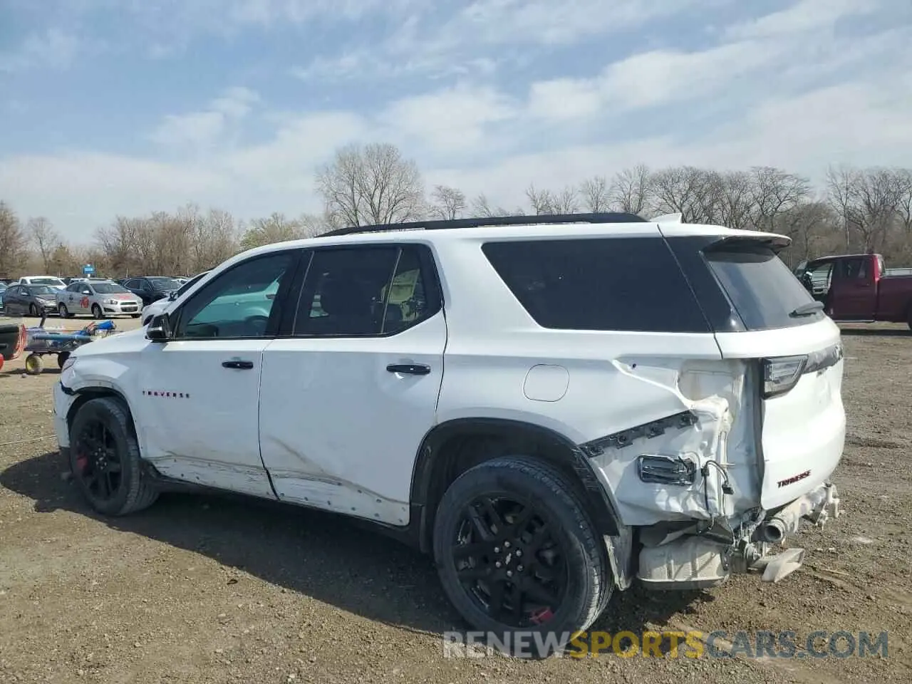 2 Фотография поврежденного автомобиля 1GNEVKKW4LJ256281 CHEVROLET TRAVERSE 2020