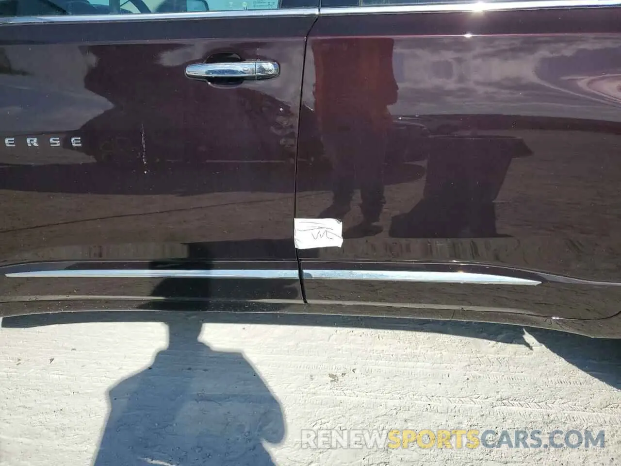 14 Photograph of a damaged car 1GNEVKKW5LJ161115 CHEVROLET TRAVERSE 2020