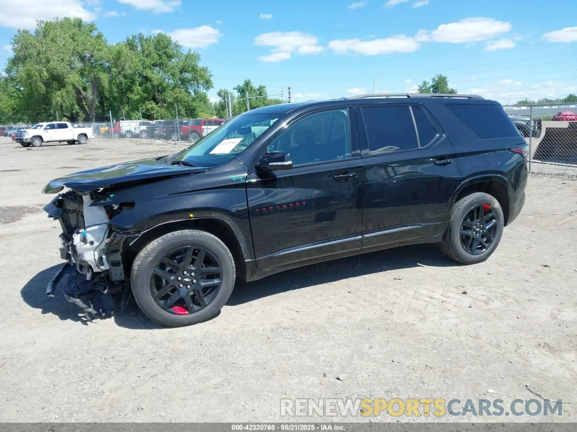 2 Photograph of a damaged car 1GNEVKKW9LJ315230 CHEVROLET TRAVERSE 2020