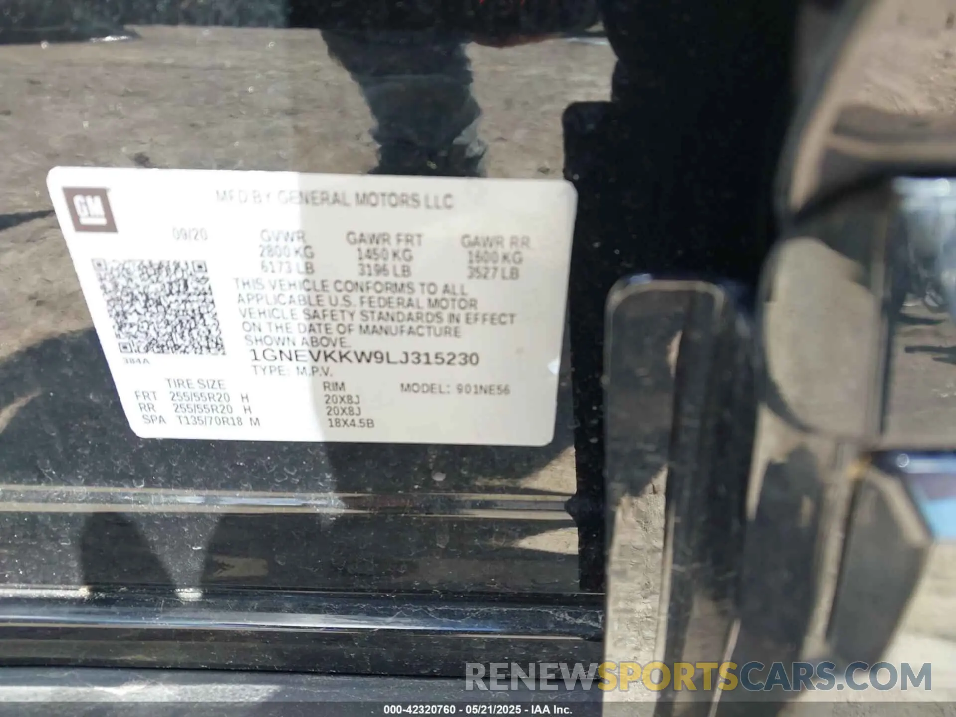 9 Photograph of a damaged car 1GNEVKKW9LJ315230 CHEVROLET TRAVERSE 2020