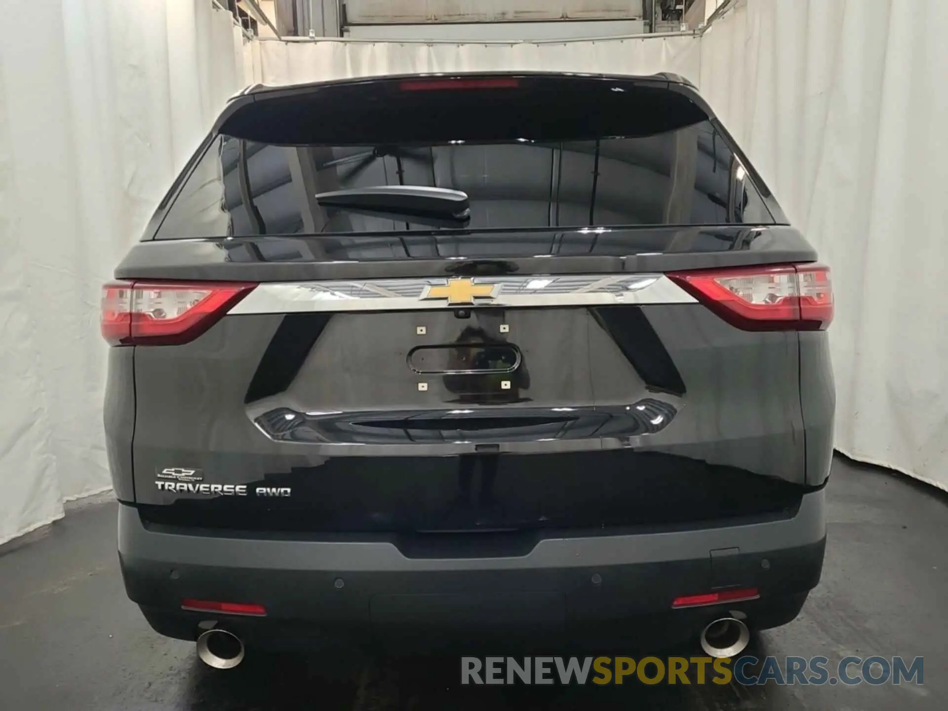4 Фотография поврежденного автомобиля 1GNEVLKW8LJ156786 CHEVROLET TRAVERSE 2020