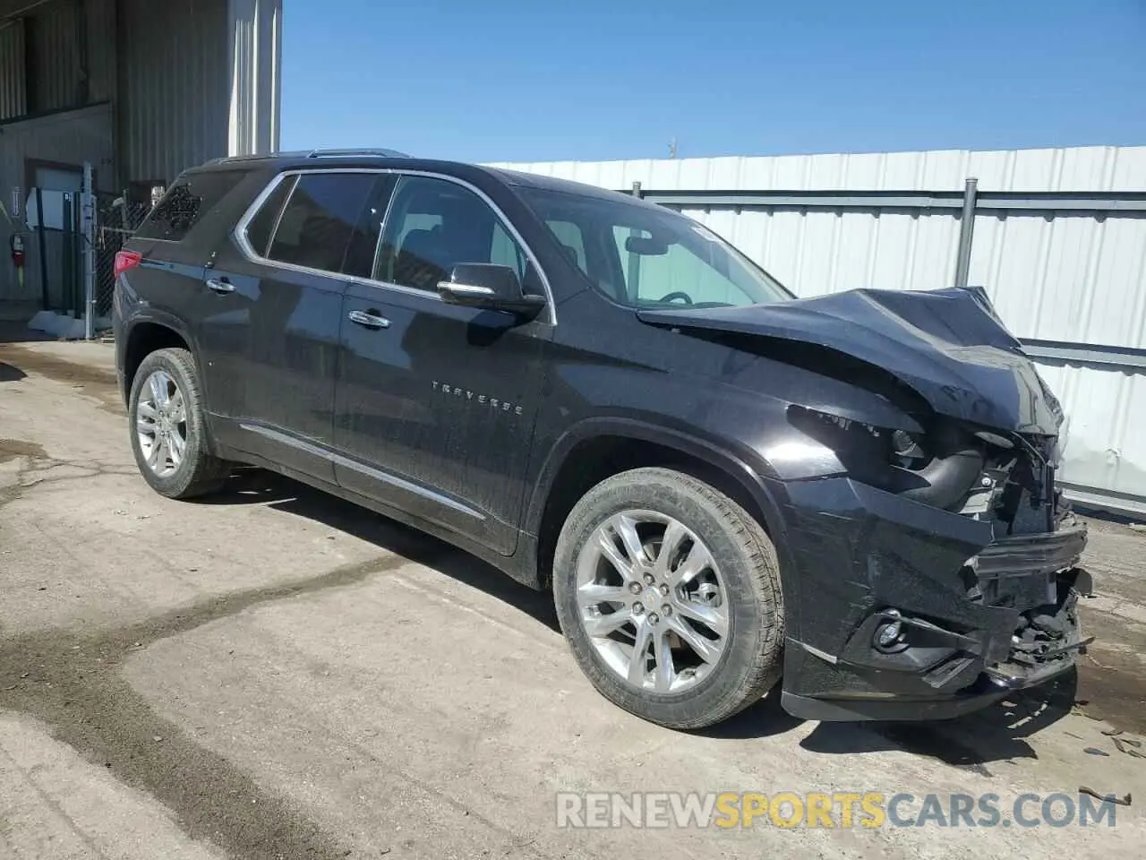 4 Photograph of a damaged car 1GNEVNKW2LJ299406 CHEVROLET TRAVERSE 2020