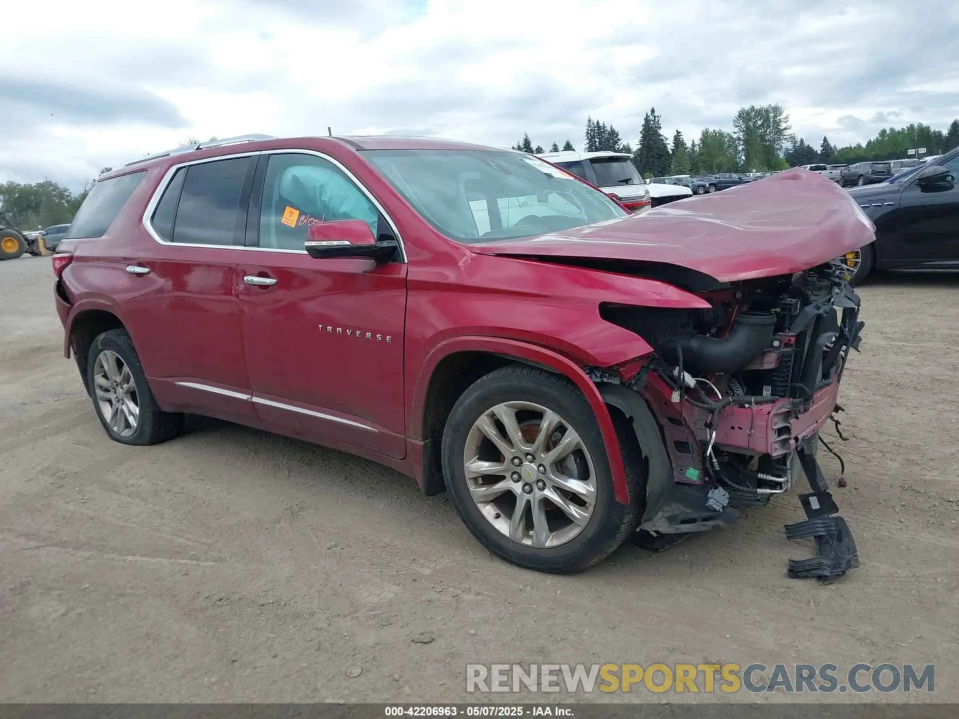 1 Фотография поврежденного автомобиля 1GNEVNKW6LJ262729 CHEVROLET TRAVERSE 2020
