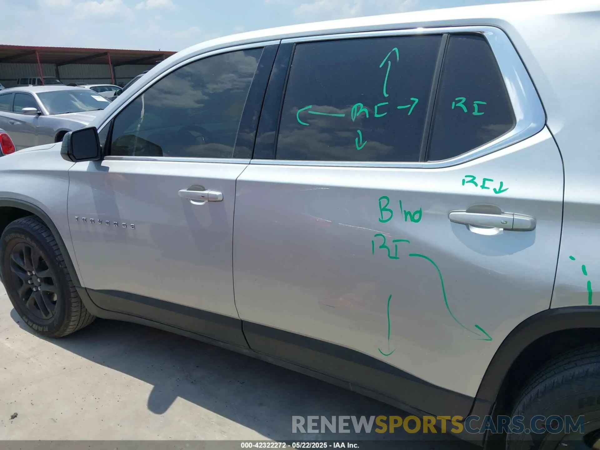 14 Фотография поврежденного автомобиля 1GNERFKW0MJ114605 CHEVROLET TRAVERSE 2021