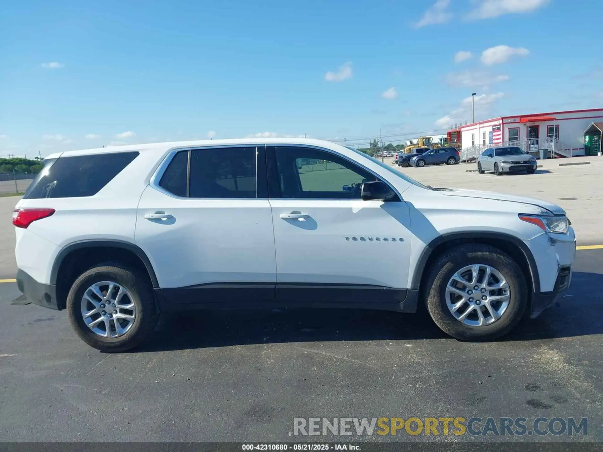 13 Photograph of a damaged car 1GNERFKW0MJ240592 CHEVROLET TRAVERSE 2021