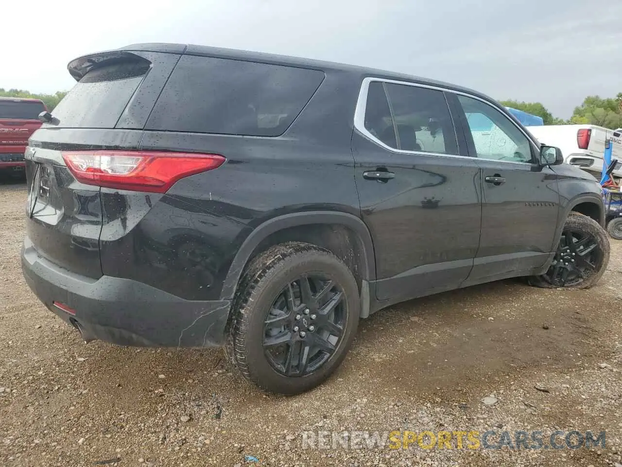 3 Photograph of a damaged car 1GNERFKW0MJ249115 CHEVROLET TRAVERSE 2021